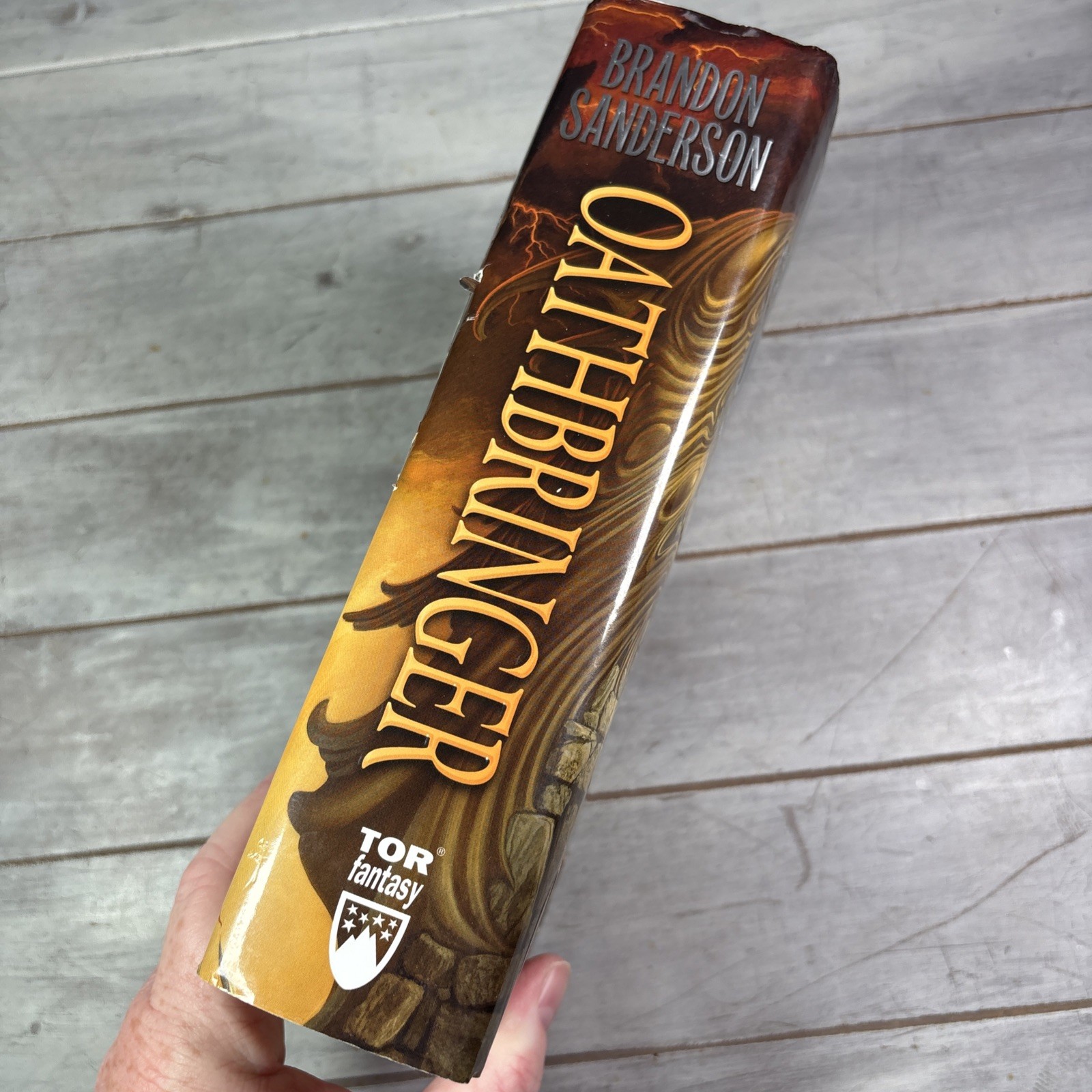 Oathbringer by Brandon Sanderson Hardcover – First Edition, 2nd Printing