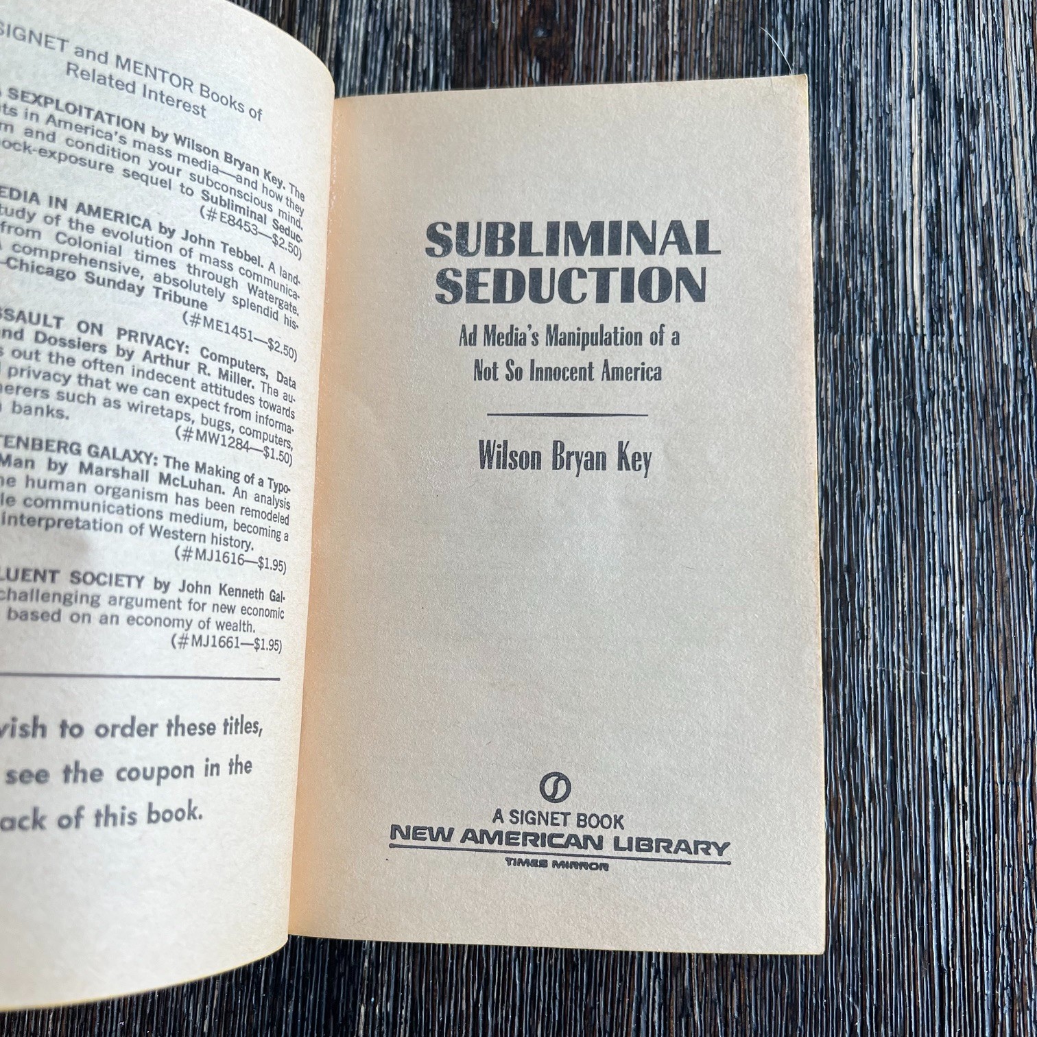 SOLD AS-IS Subliminal Seduction by Wilson Bryan Key 1974 Signet Book Musty Odor