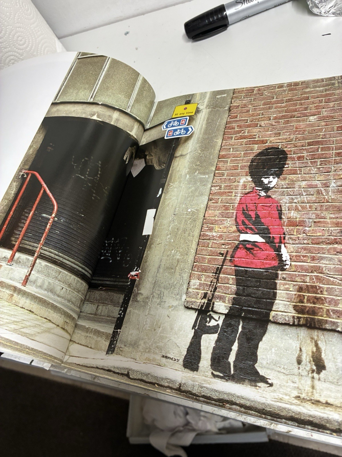 Wall and Piece Banksy Hardcover 2005 Century UK Street Art Graffiti Book