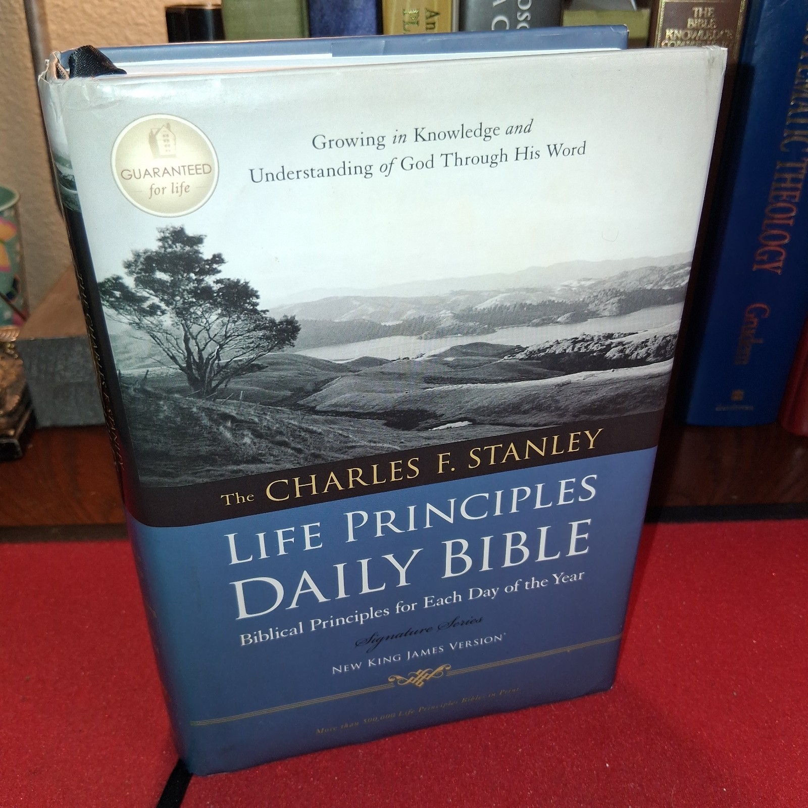 NKJV, Charles F. Stanley Life Principles Daily Bible, Hardcover: Holy Bible,…