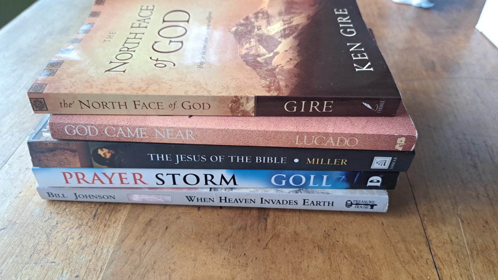 Christian Book Lot 5 Books Lucado Miller Bill Johnson Etc