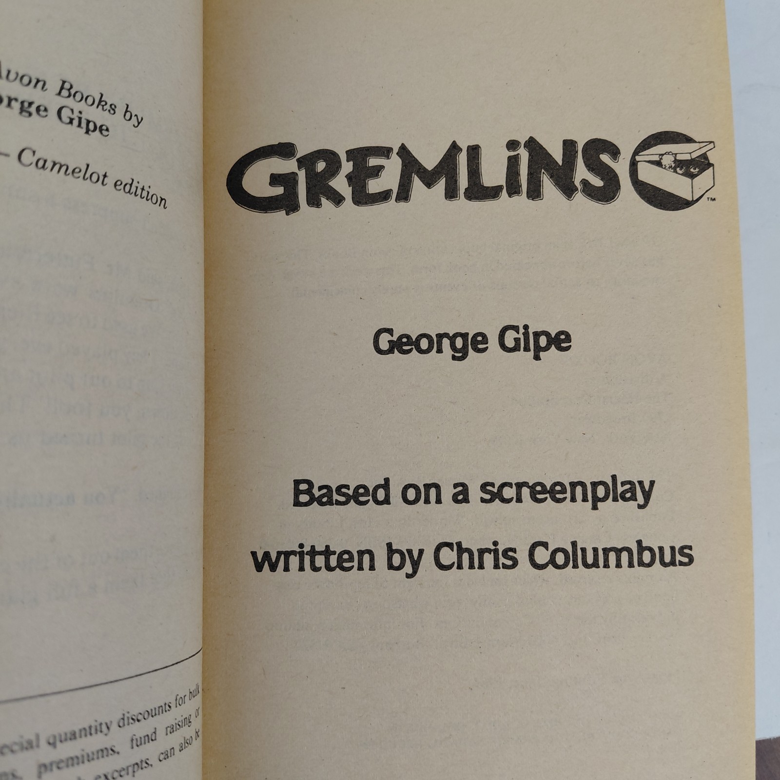 Gremlins by George Gipe 1984 1st Avon Printing 16-page Movie Tie-in photos