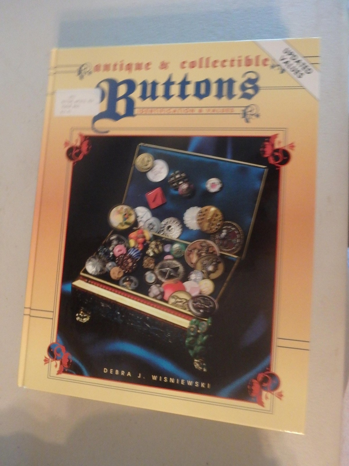 Antique And Collectible Buttons – Identification & Values