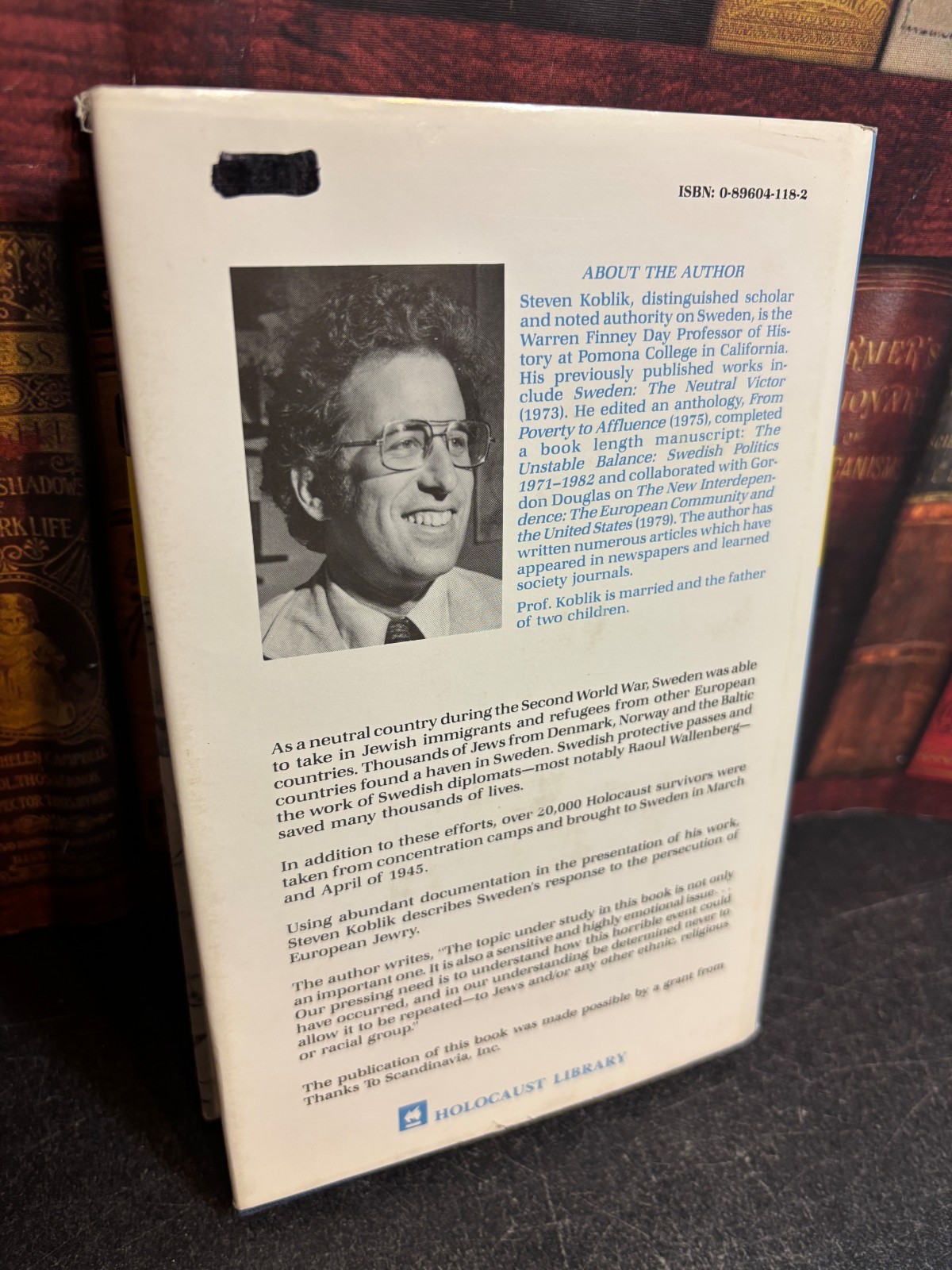 Stones Cry Out: Sweden’s Response to Persecution of Jews – Steven Koblik 1988 HB