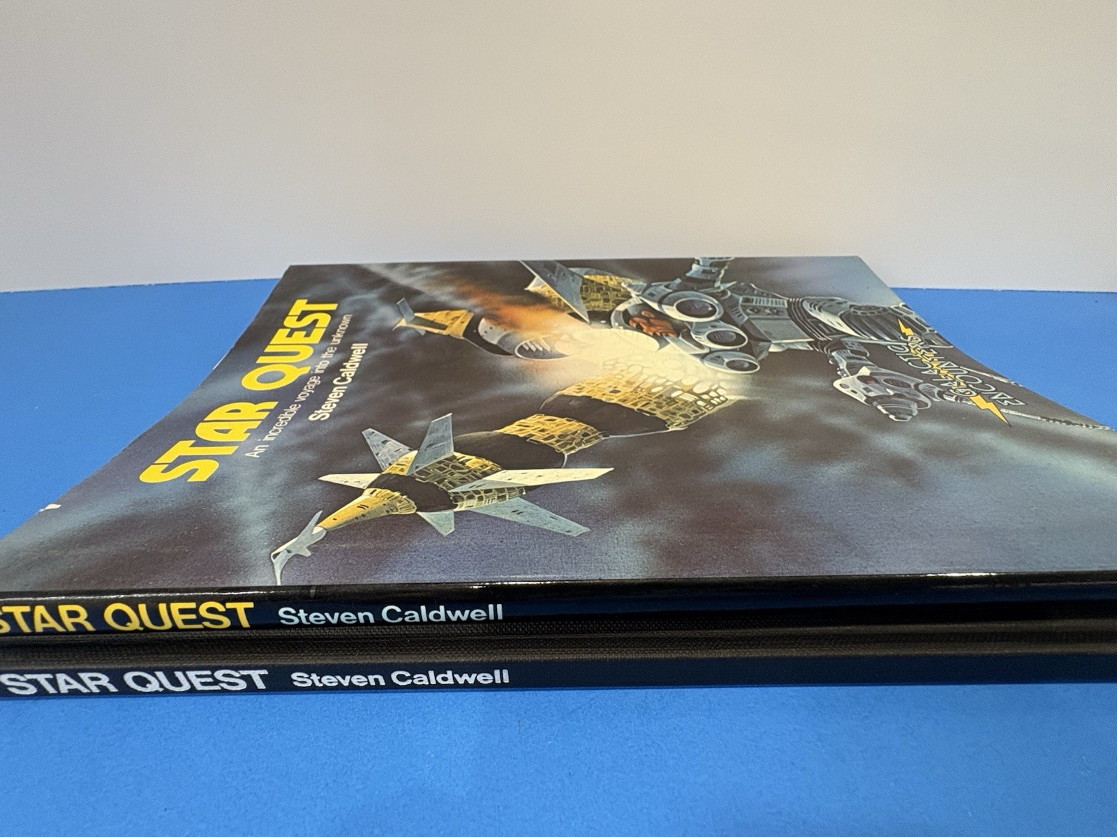 VTG Star Quest Galactic Encounters Steven Caldwell 1980s Sci-Fi Art Hardcover DJ