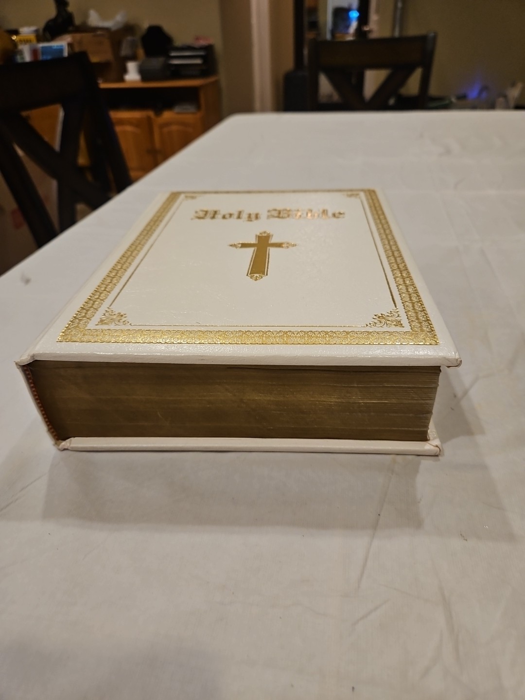 Holy Bible New American Bible Catholic Bible Press 710W CR- 1988 Thomas Nelson