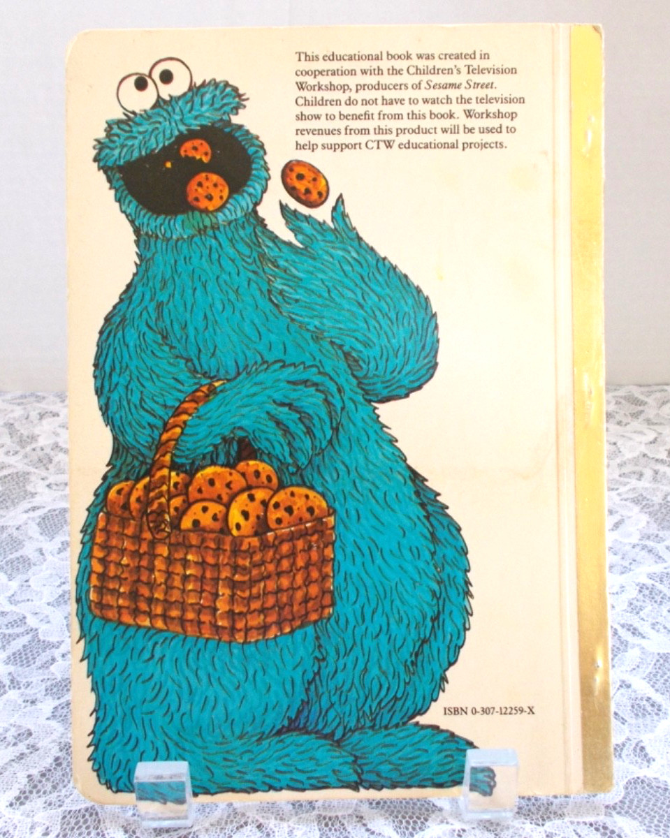 1982 Golden Boardbook CTW Sesame Street “Cookie Monster’s Good Time To Eat!’