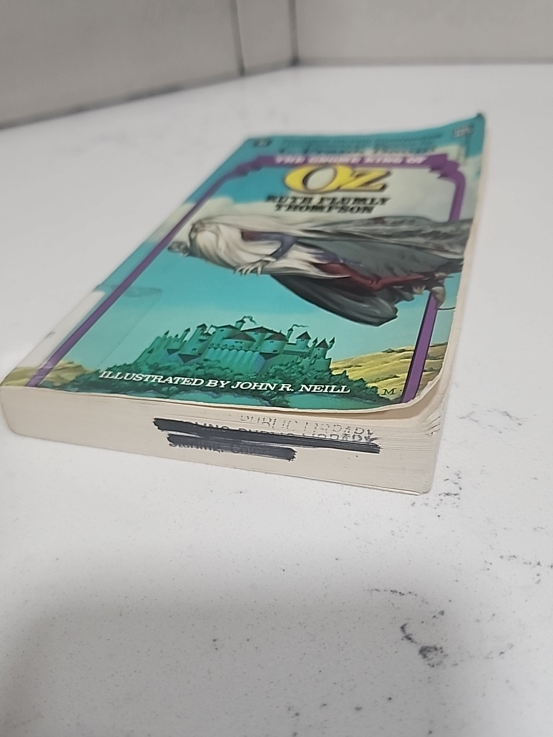 The Gnome King of Oz by Ruth Plumly Thompson Paperback 1985