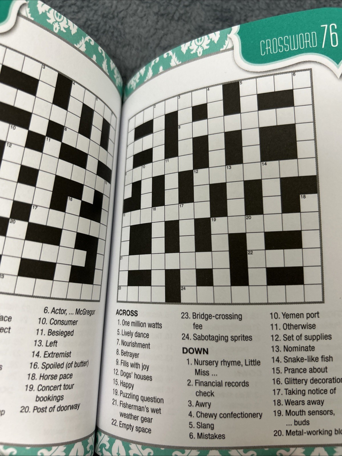 Crossword by Hinkler Books 2013 Paperback Travel Activity Brain Games