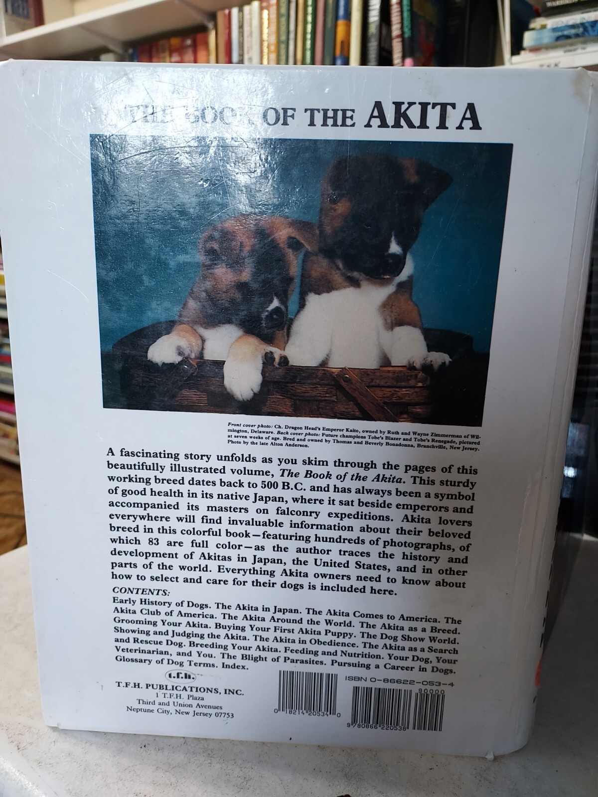 The Book of the Akita by Joan McDonald Brearley (1985, Hardcover) T2J
