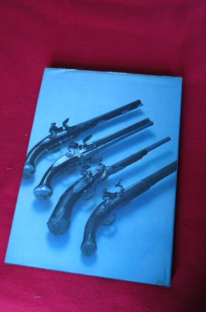 The Illustrated Book Of Pistols Hardcover Frederick Wilkinson191 Pages Nice Cond