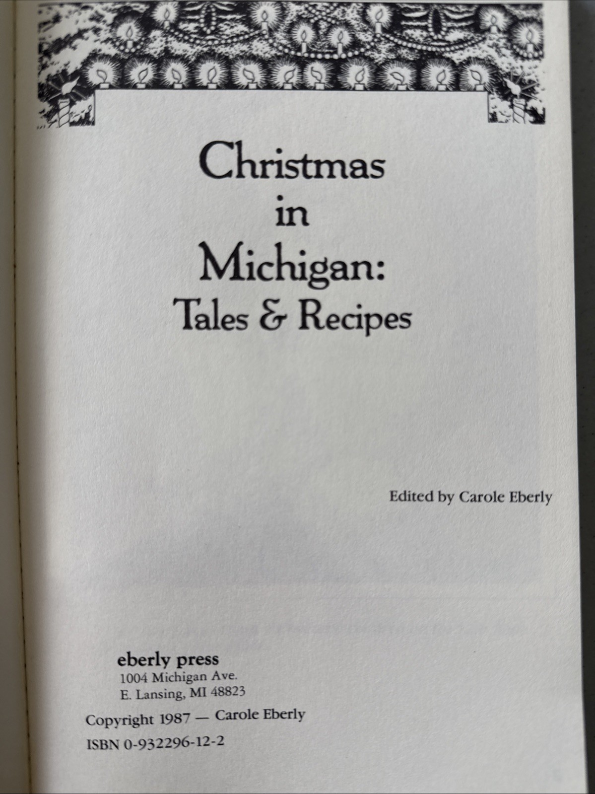 Christmas in Michigan : Tales and Recipes – Carole Eberly (1987, Paperback)