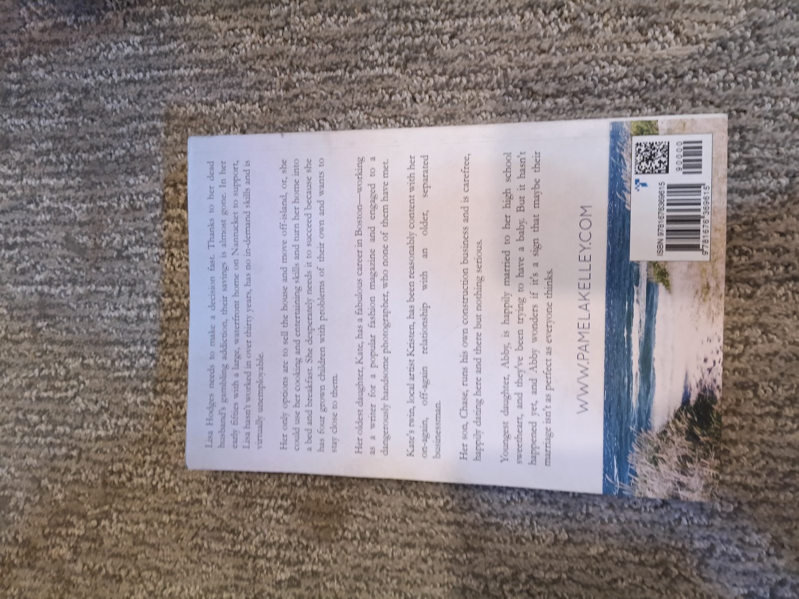 The Nantucket Inn Pamela Kelley Large Print Edition Beach Plum Cove [VG]