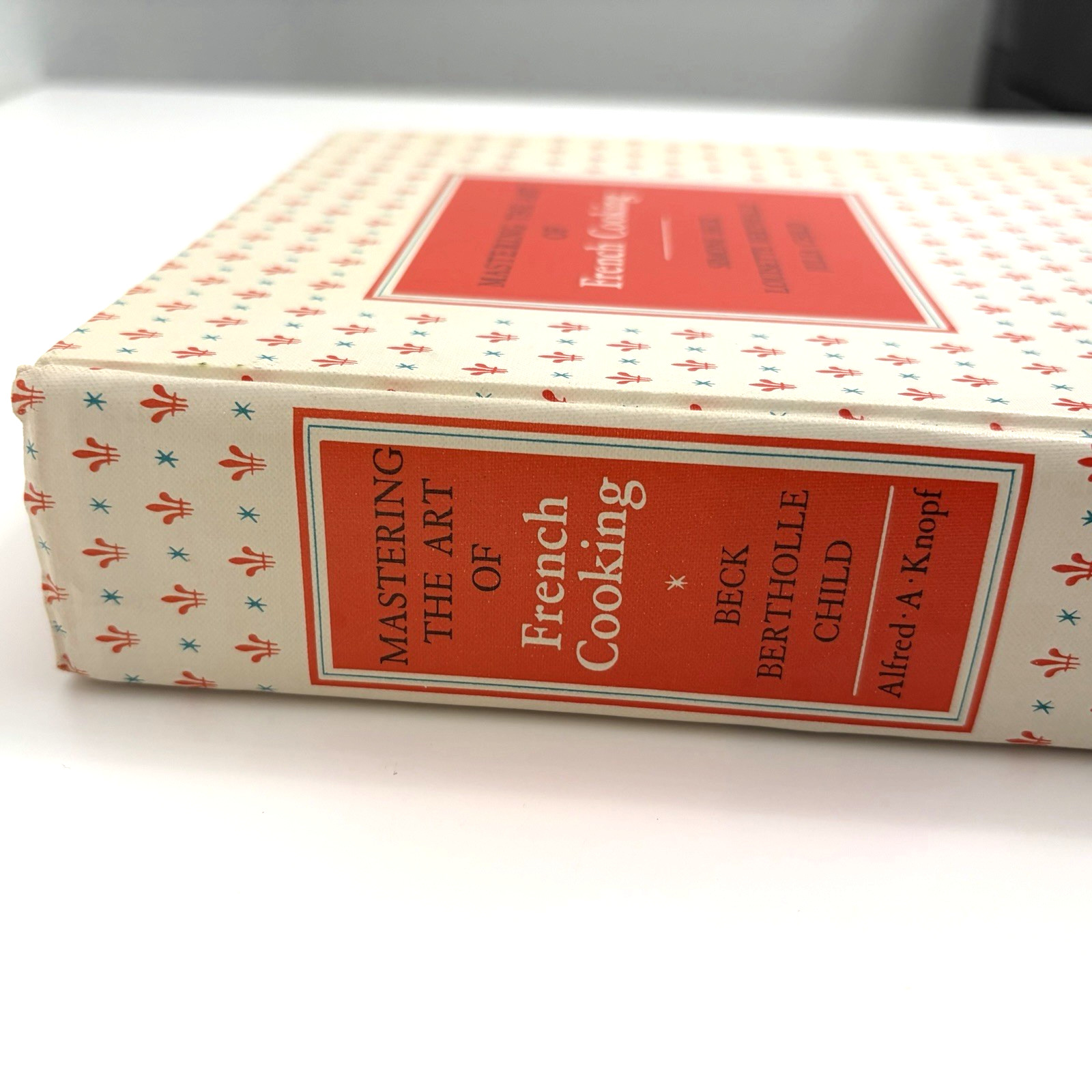 Julia Child Mastering The Art of French Cooking Aug 1965 10th Printing No DJ VG