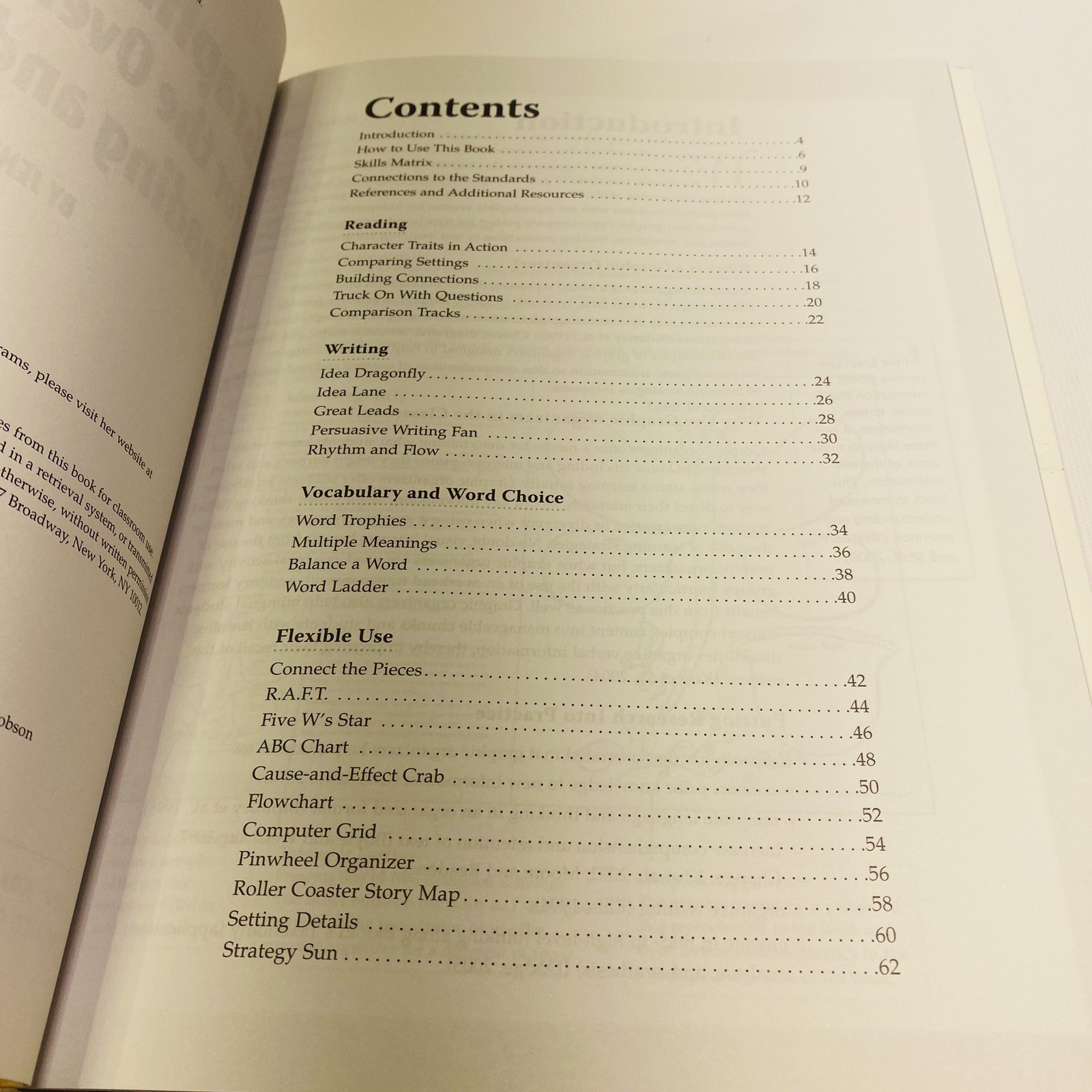 GRAPHIC ORGANIZERS FOR THE OVERHEAD: READING AND WRITING: By Jennifer Jacobson