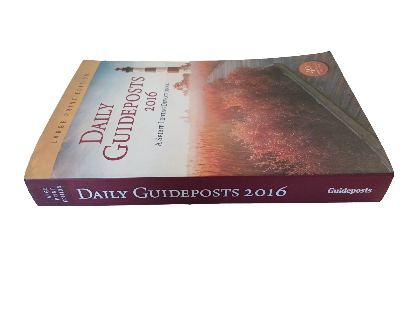 Daily Guideposts 2016 A Spirit Lifting Devotional Paper Back LARGE PRINT
