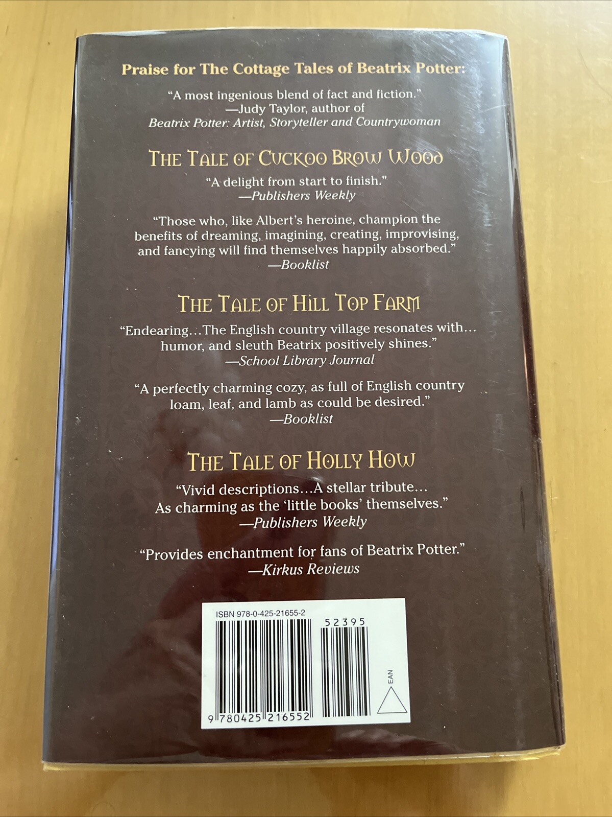 Susan Wittig Albert THE TALE OF HAWTHORN HOUSE 1st Edition