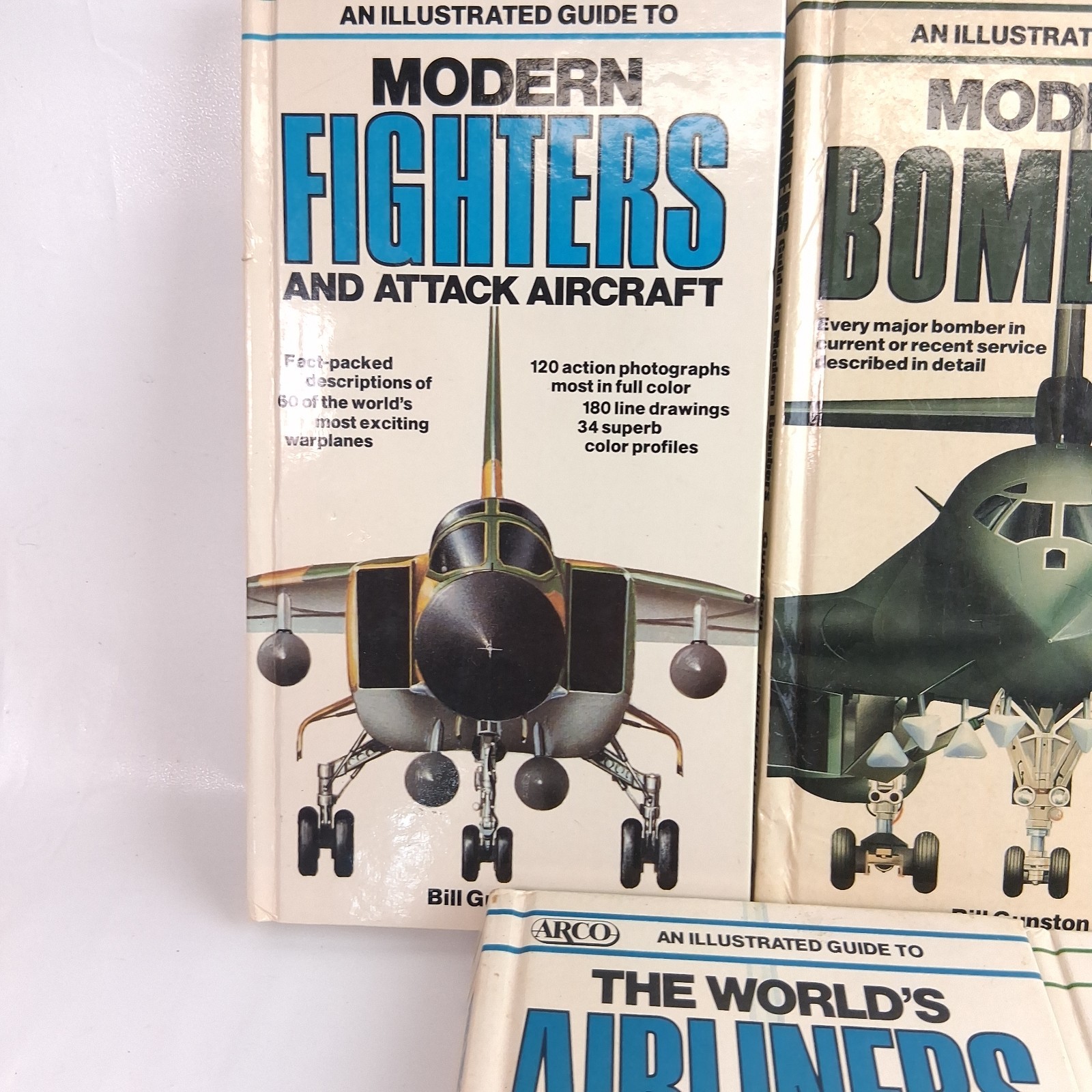 An Illustrated Guide To Books Navy Airliners USAF Bombers Fighters Lot of 5