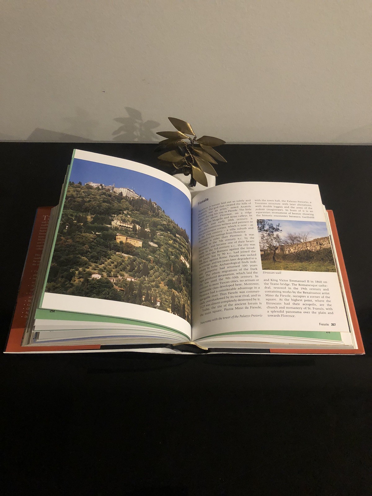 Tuscany Art & Architecture Konemann 2009 First Ed/2th Print HC DJ LN
