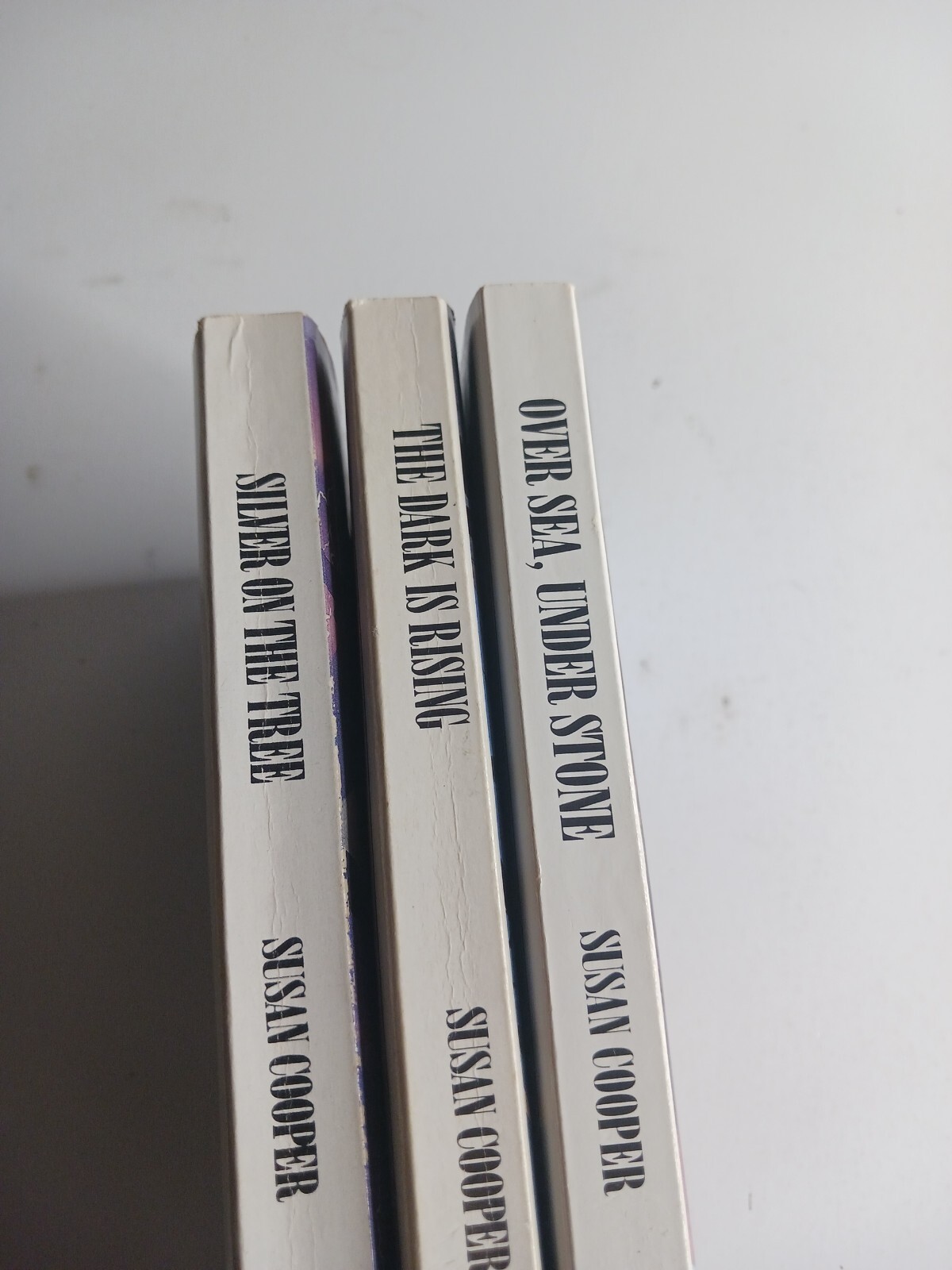 Susan Cooper Lot 3 PB:The Dark Is Rising Sequence #1 ,2 & 5