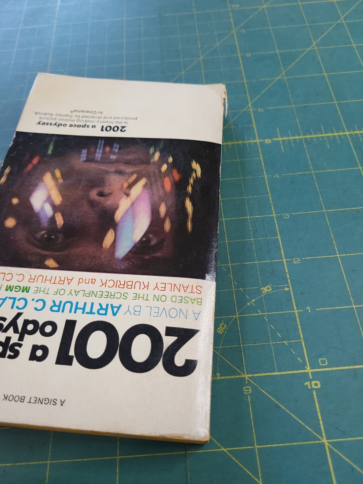 2001: A Space Odyssey by Arthur C. Clarke Paperback Signet 1968 Movie Tie In