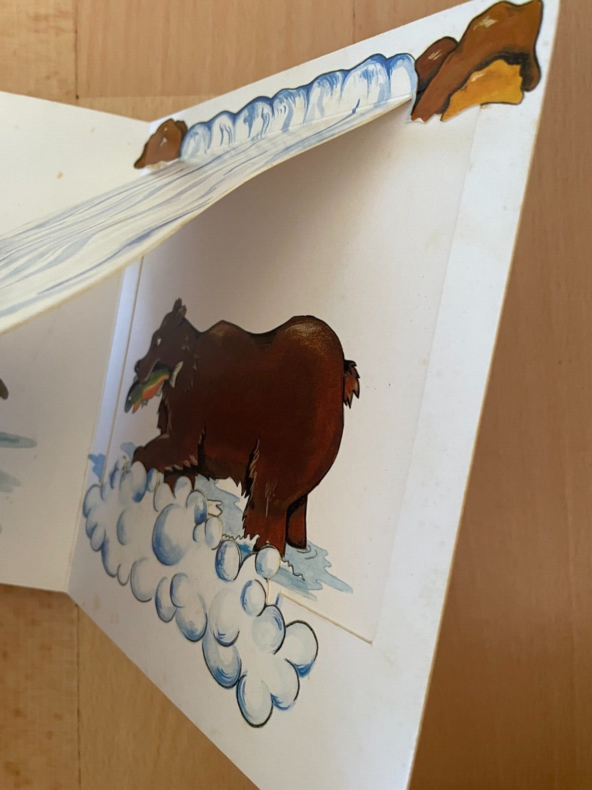 WHO’S THERE? IN THE WILD. GRRUNT. ELISA KREY. 19 BY 17 CM. BOARDED. 1863090940