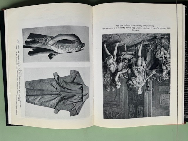 The Cut of Mens Clothes 1600 – 1900 Norah Waugh 5th print Hrdk Like new