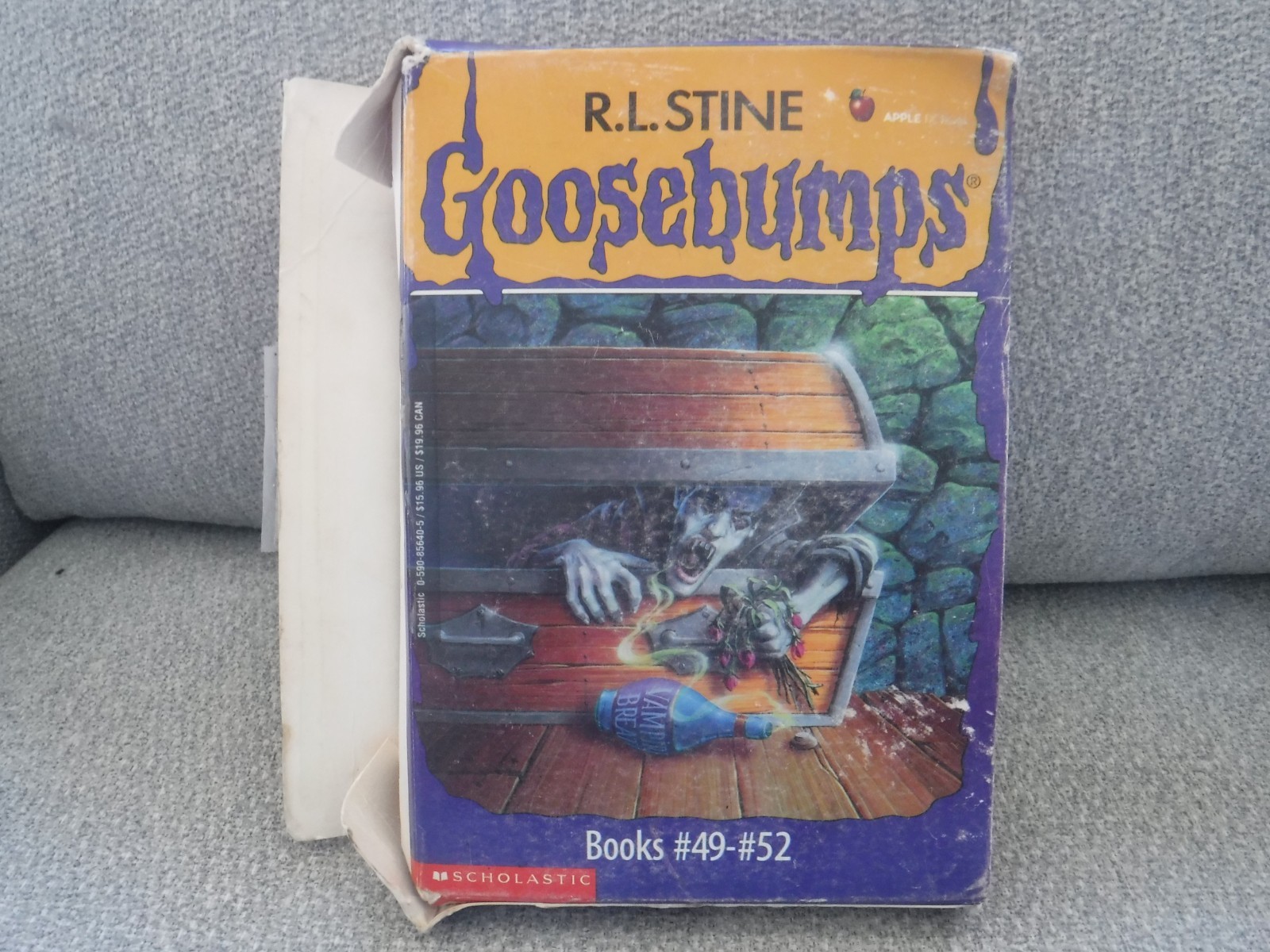RL Stine Goosebumps Box Set #49 – #52 (missing #51) damage Collectible Paperback