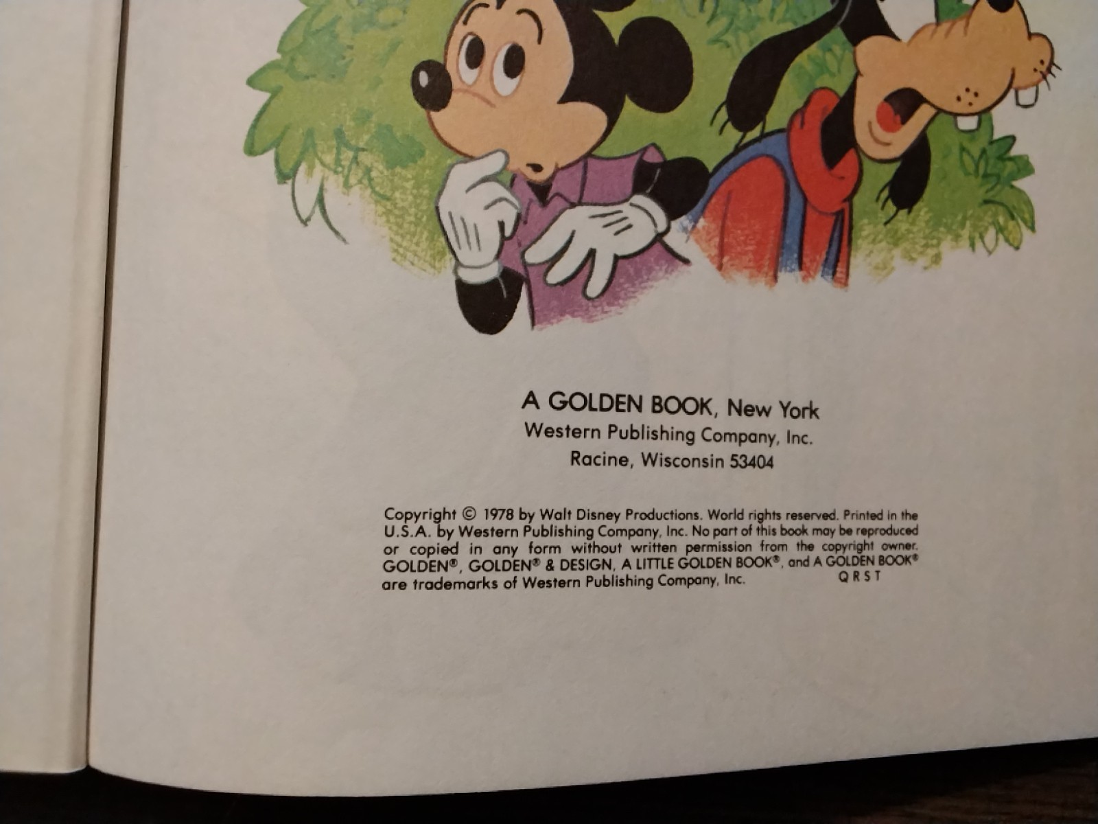 A Little Golden Book-Walt Disney’s-Mickey Mouse And Goofy The Big Bear Scare