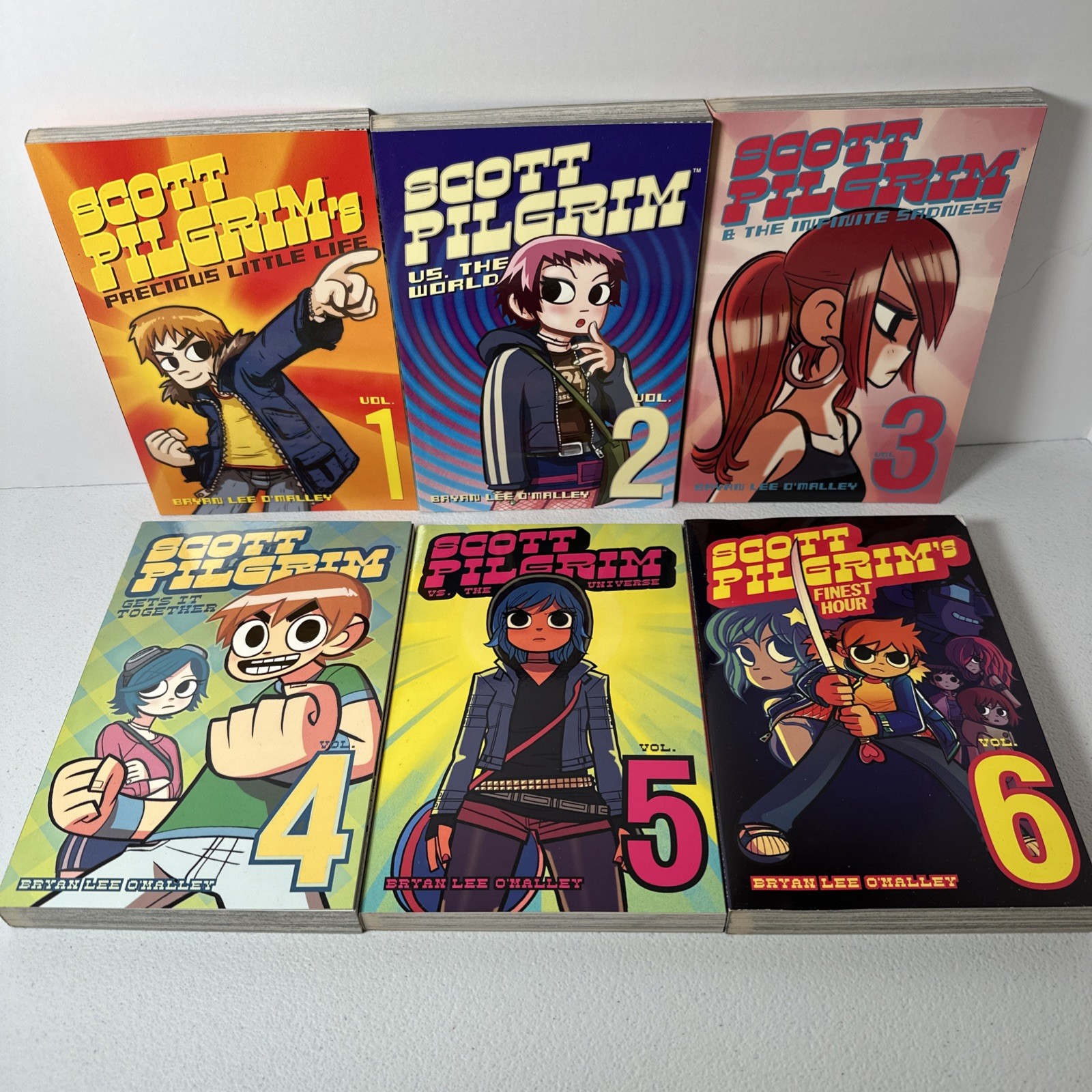 Scott Pilgrim: The Complete Series Box Set Vol 1-6 **With POSTER**