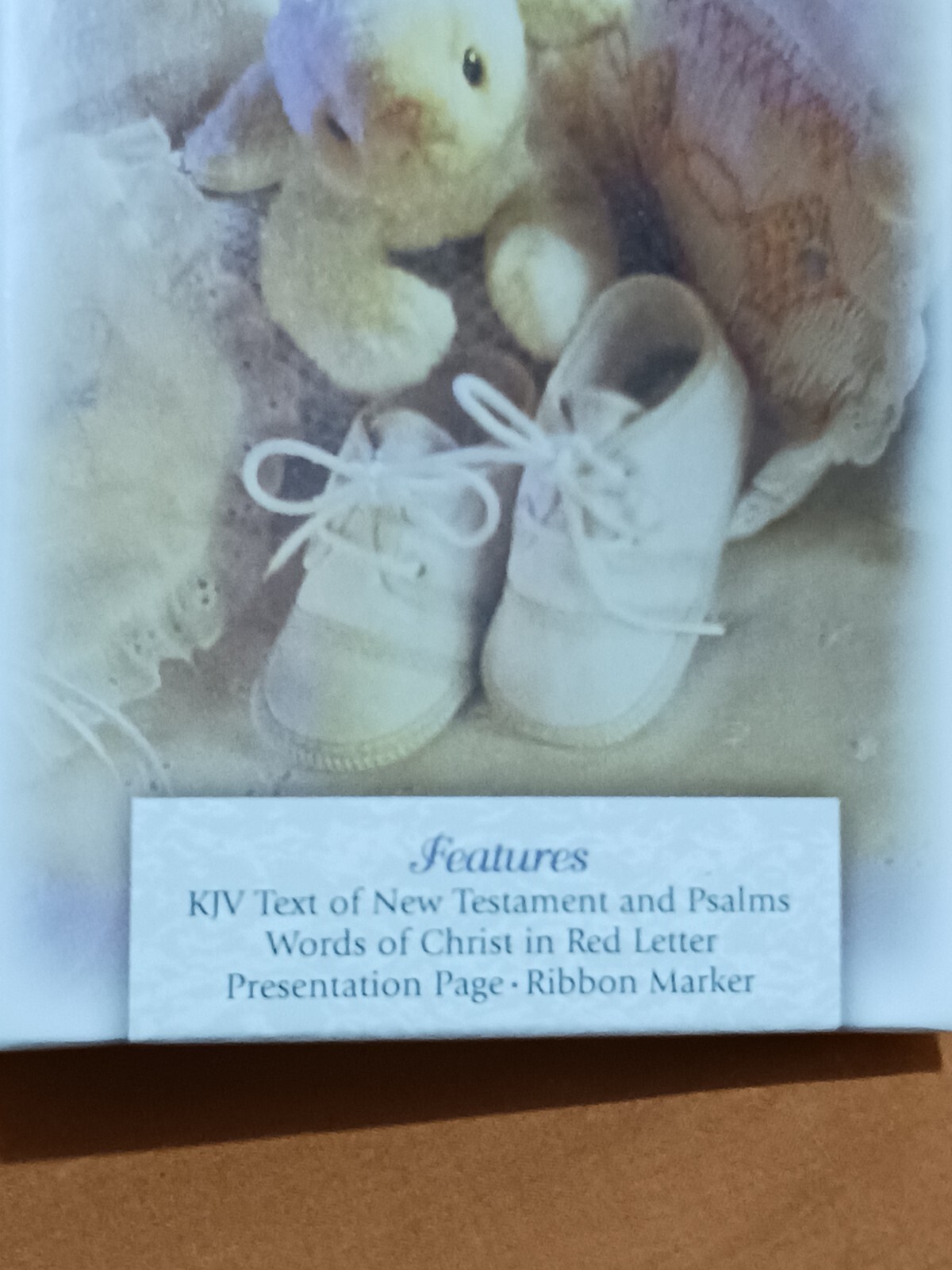 New Testament – Psalms – white bible – small 4 x 3.5 inches