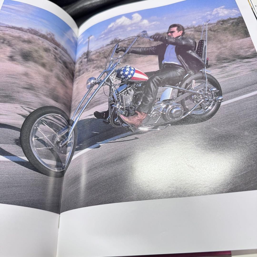 Harley Davidson Vintage Motorcycle Book 246 Pages Classic Bikes Models