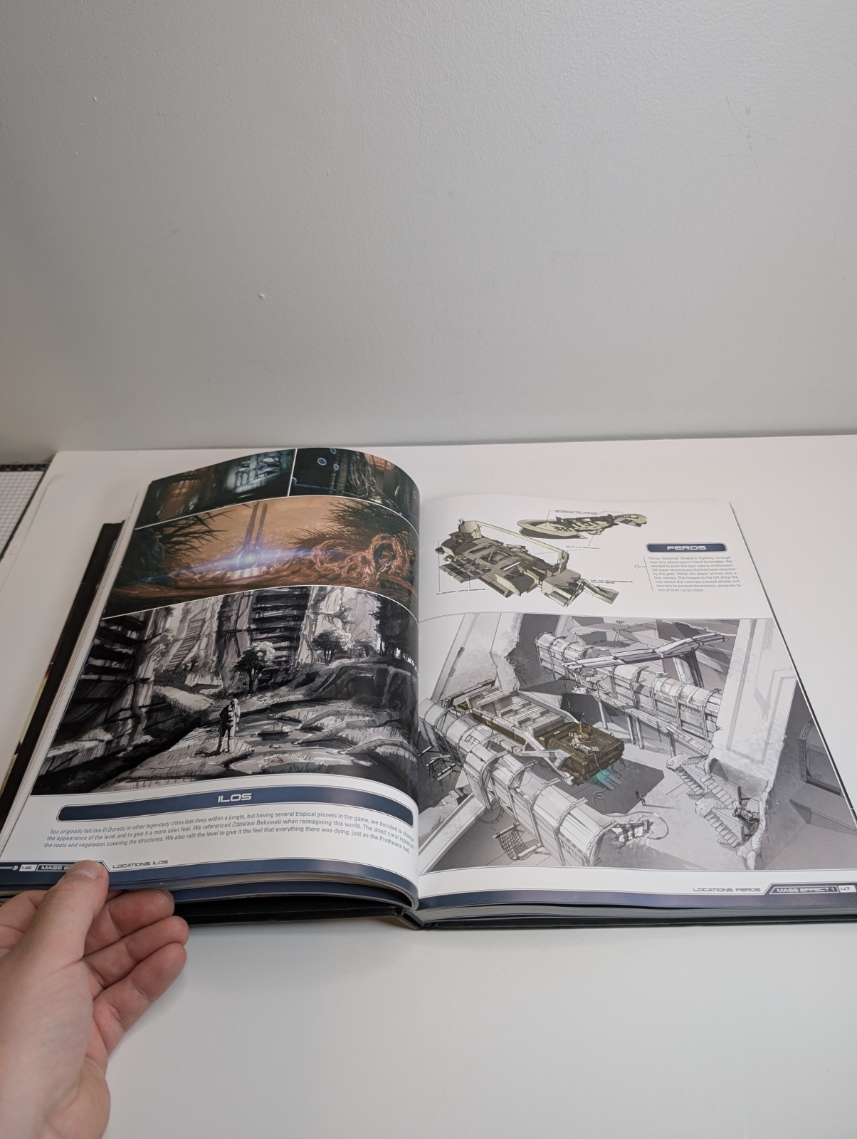 Dark Horse The Art of the Mass Effect Universe Hardcover Art Book 2012 Used
