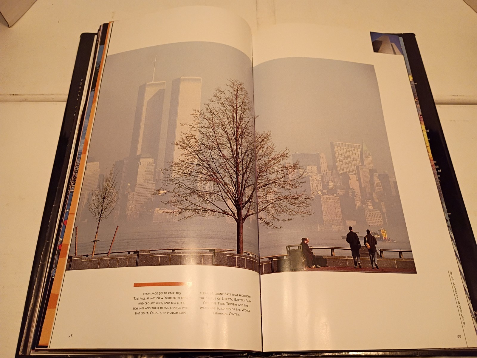 World Trade Center Oversized ( Tall ) HC Book Photos 9/11 Foldout Pages 2002
