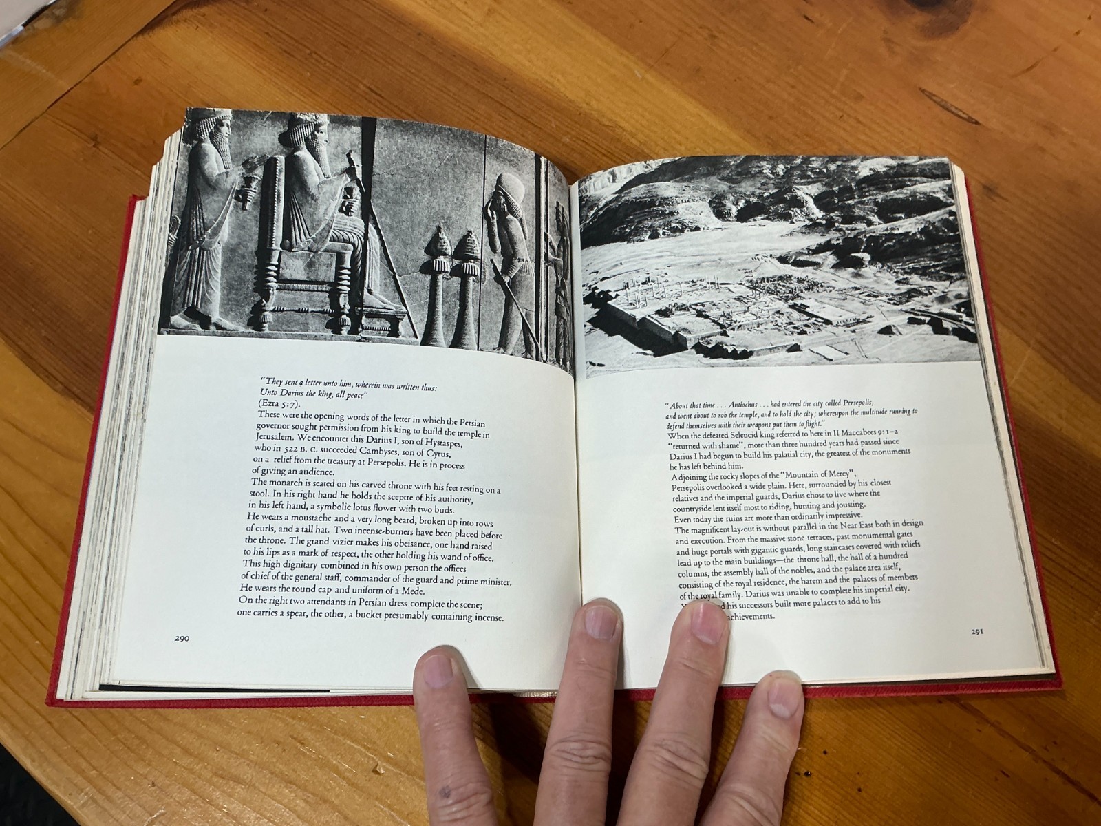 The Bible as History in Pictures by Werner Keller 329 Illustrations 1964 HC/DJ