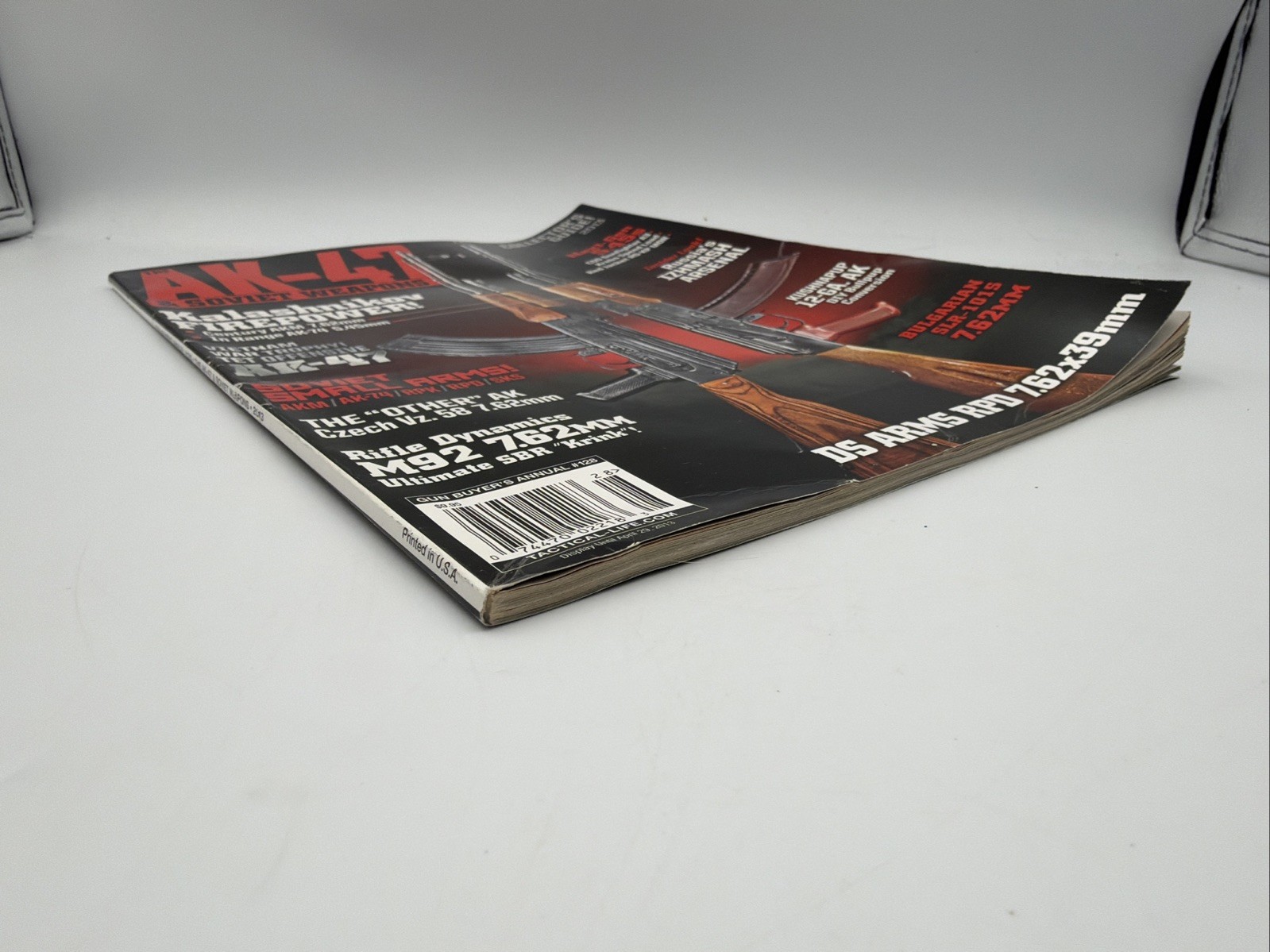 THE AK-47 & SOVIET WEAPONS Magazine-2013