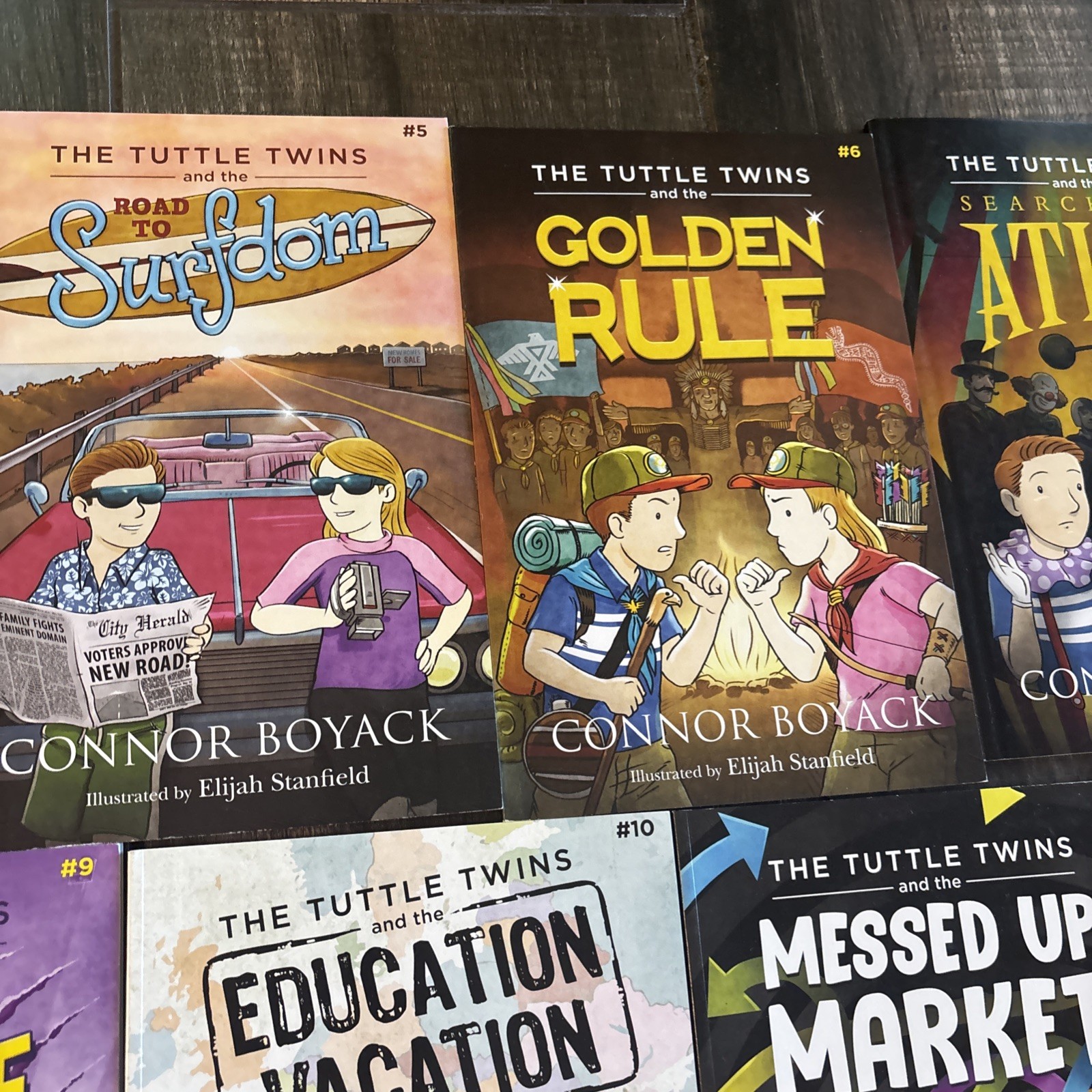 Lot of 10 TUTTLE TWINS Books~Connor Boyack~Learn about the Golden Rule~Atlas