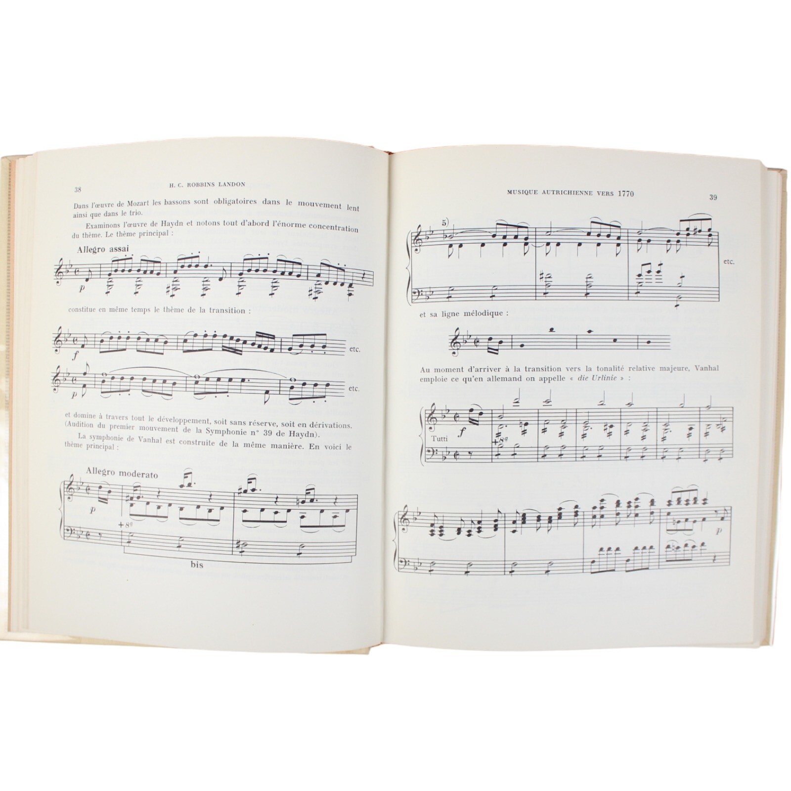 MOZART MUSIC THEORY FOREIGN INFLUENCES SYMPHONIES FRENCH TEXT HAYDN FOLKLORE