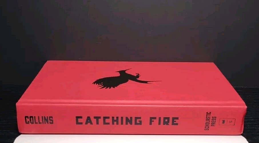 Catching Fire Suzanne Collins Hardcover Scholastic 2009 Hunger Games Book 2