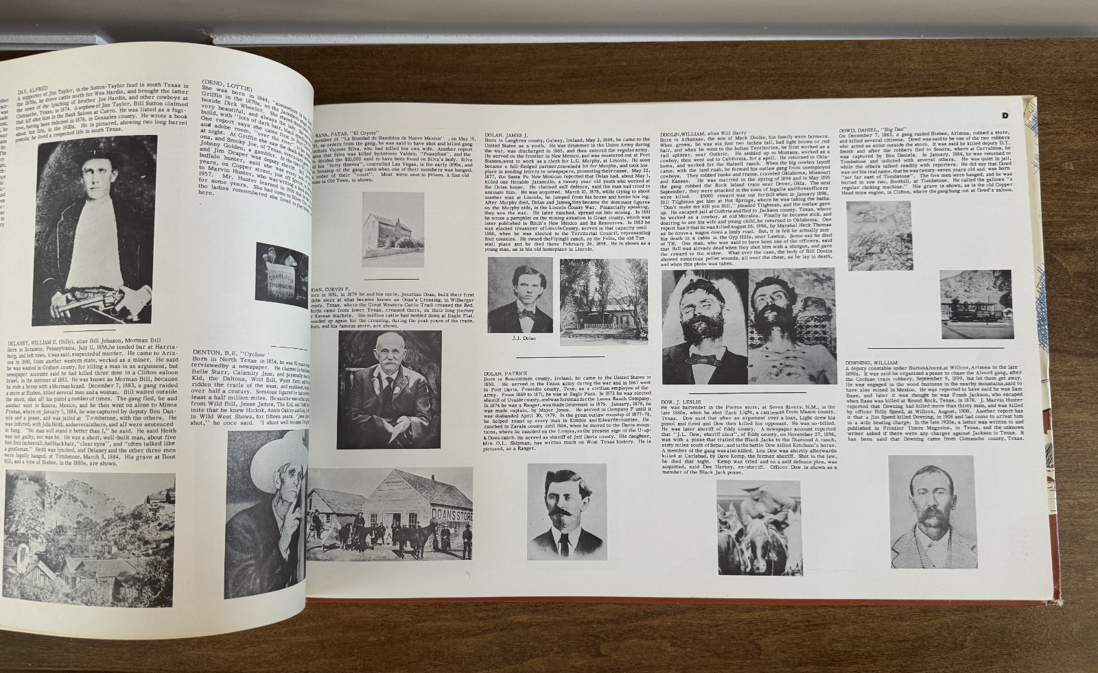 THE BIOGRAPHICAL ALBUM OF WESTERN GUNFIGHTERS HB BOOK ED BARTHOLOMEW 1st ED 1958