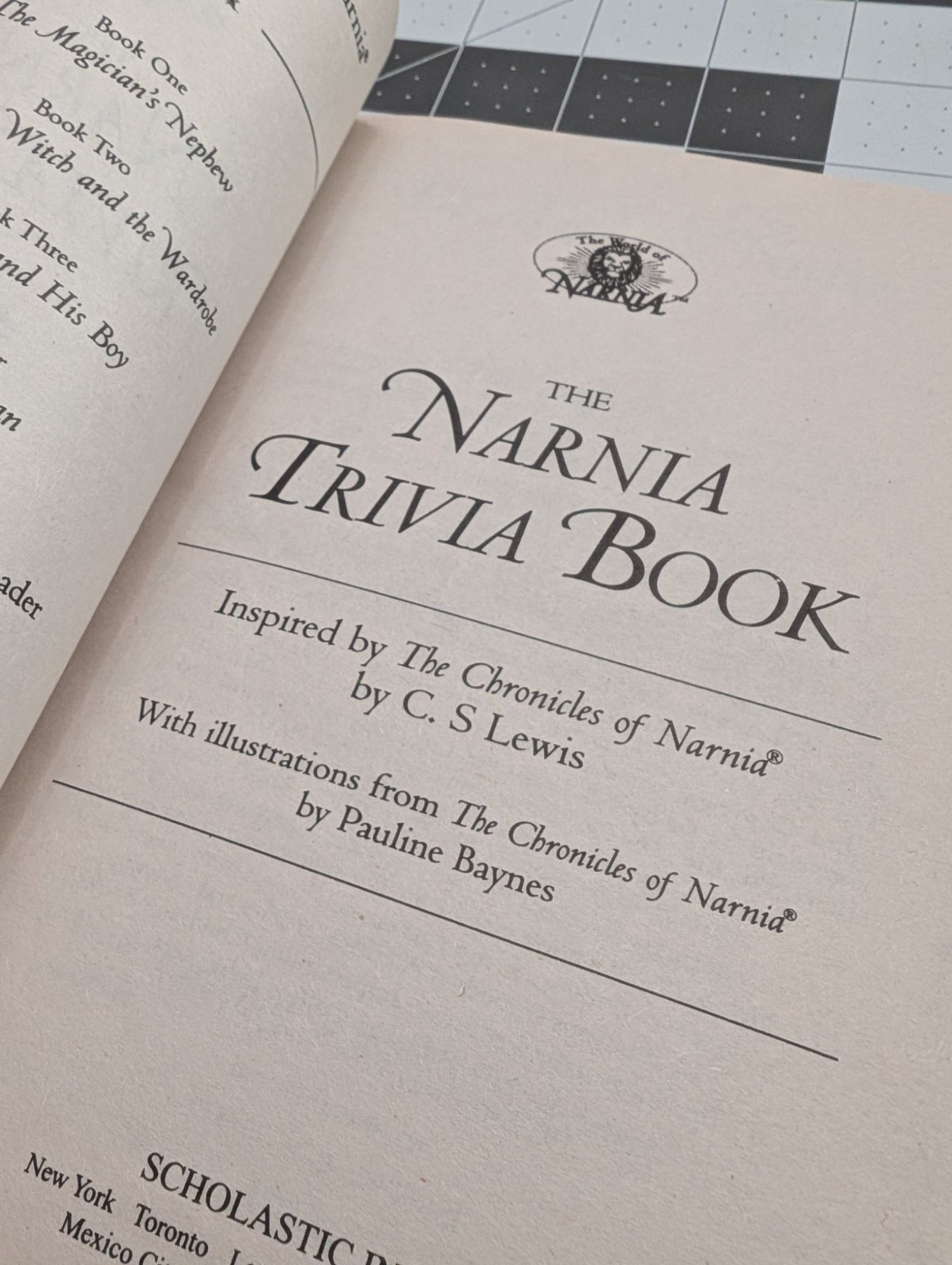 The Narnia Trivia Book illustrated Pauline Baynes 1999 PB CS Lewis Adaptation