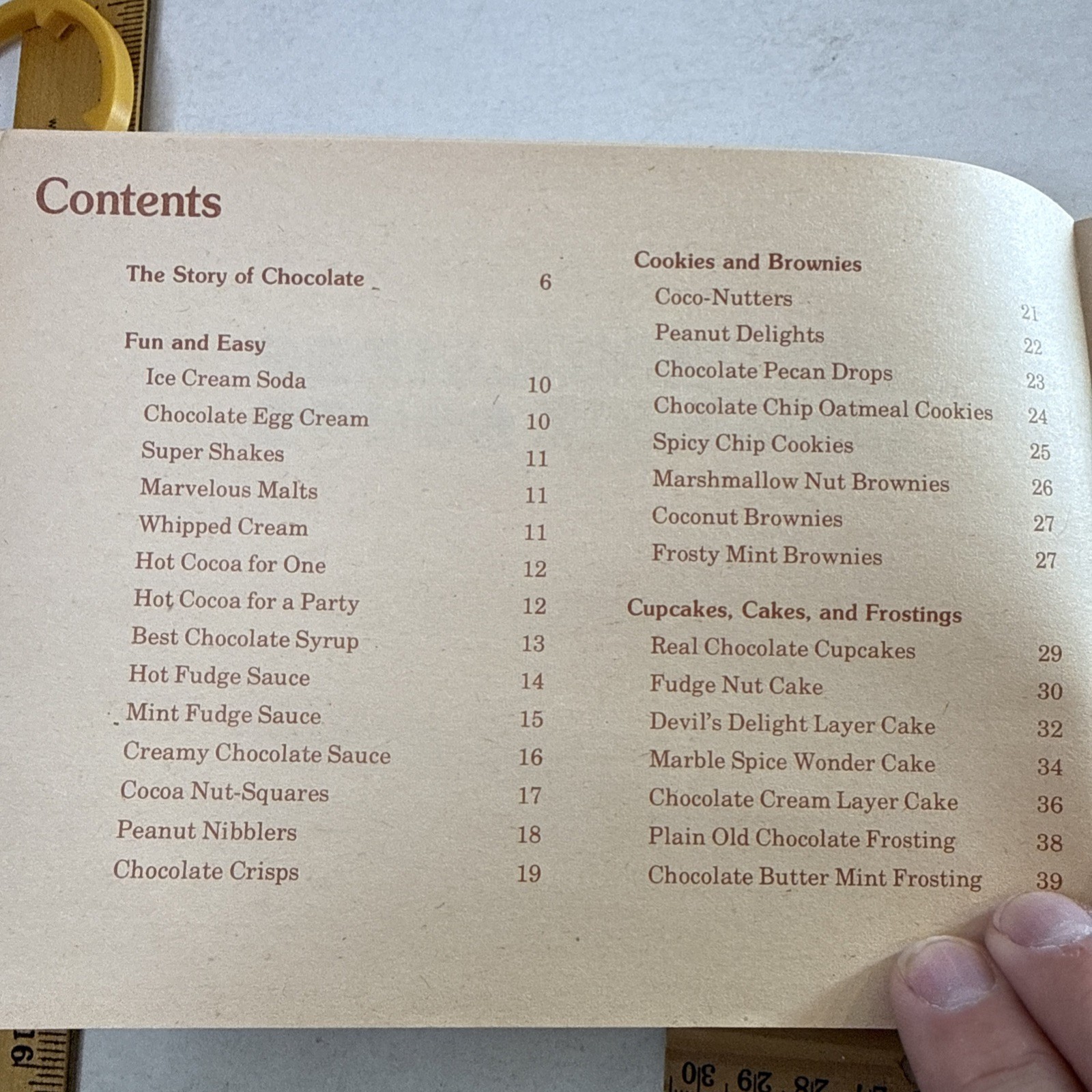 Chocolate Cookbook Vintage 1977 Scholastic Book Juvenile Boy Girl Elementary