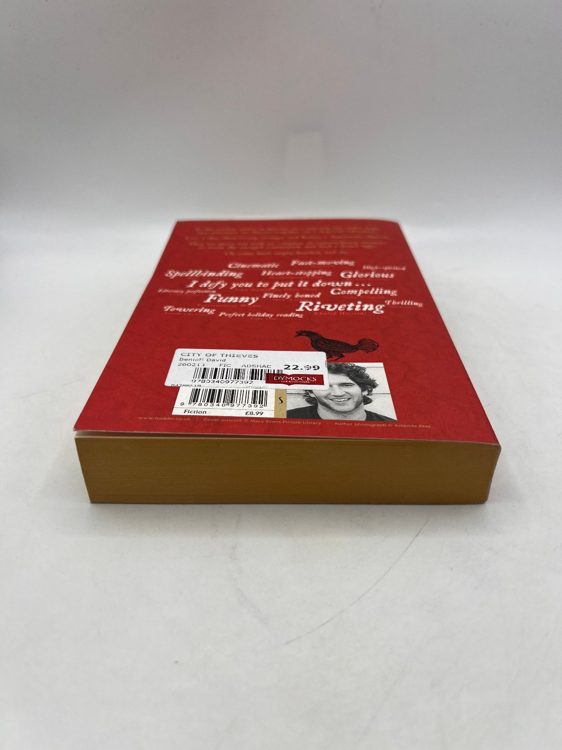 David Benioff City of Thieves Paperback Book Sceptre 2009 Edition English