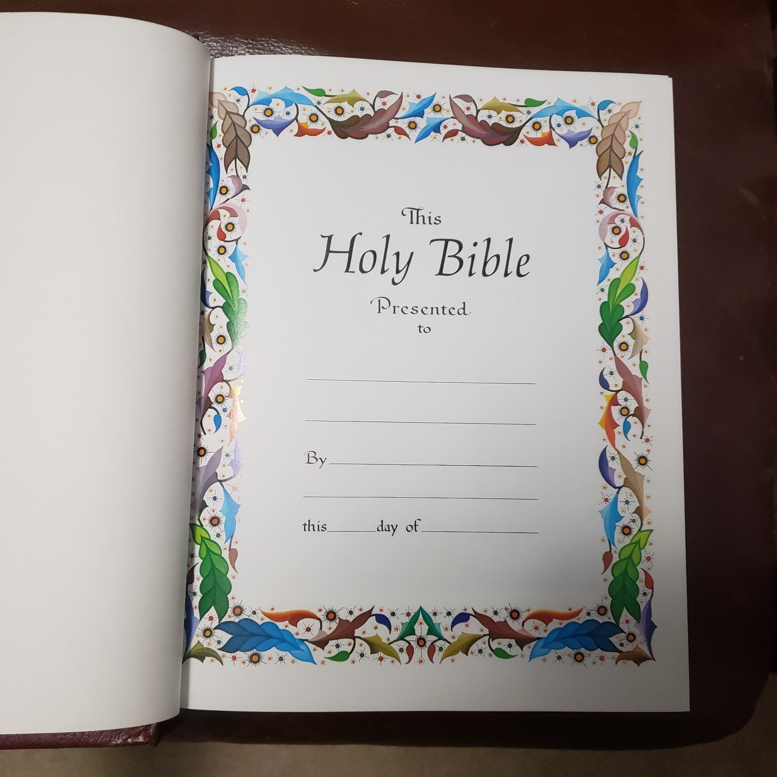 Holy Bible The Heirloom Family Bible King James Version Red Letter 1988 Like New