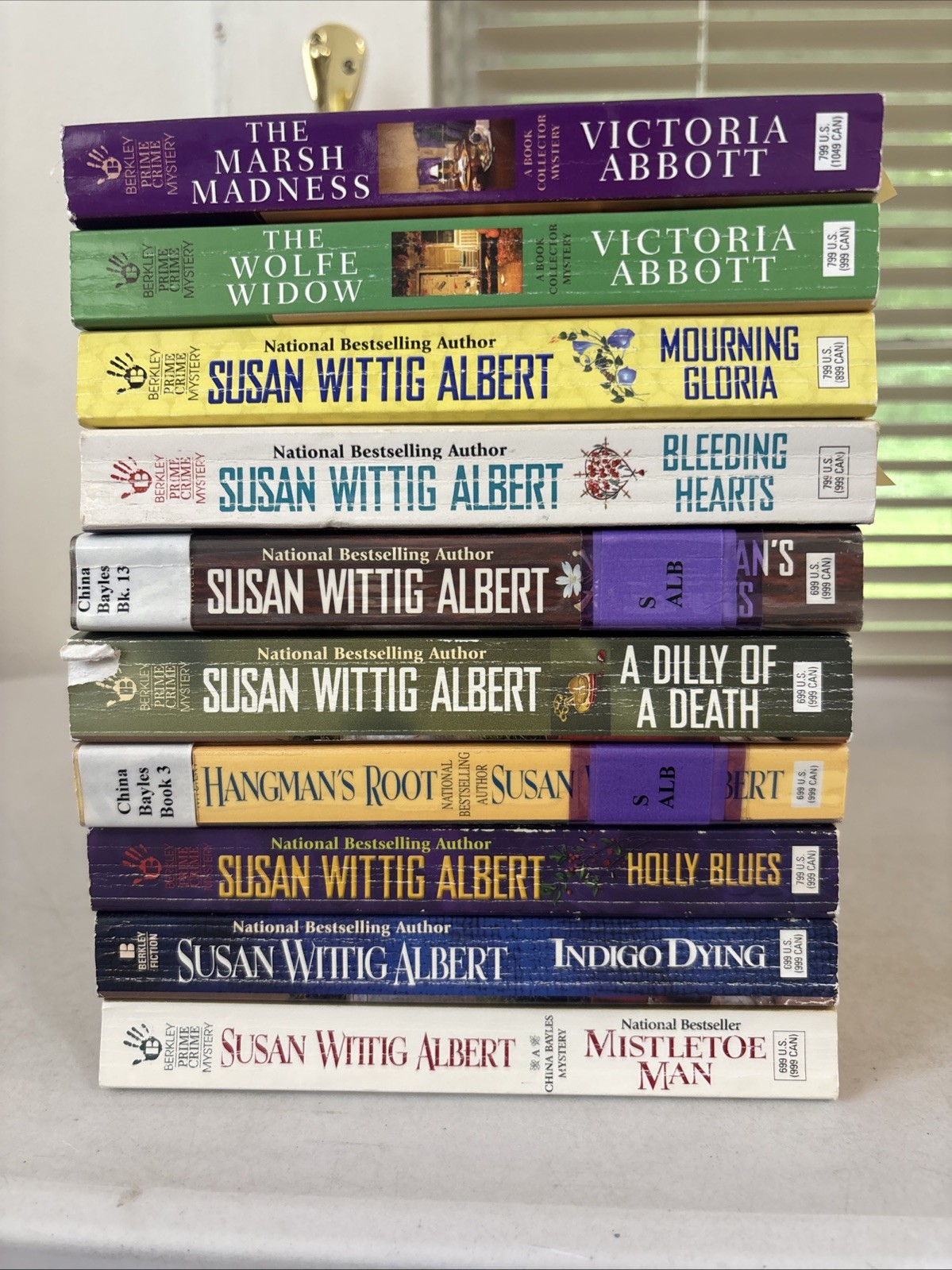 Lot of 10 Cozy Mysteries-8 Susan Wittig Albert and 2 Victoria Abbott -Free Ship