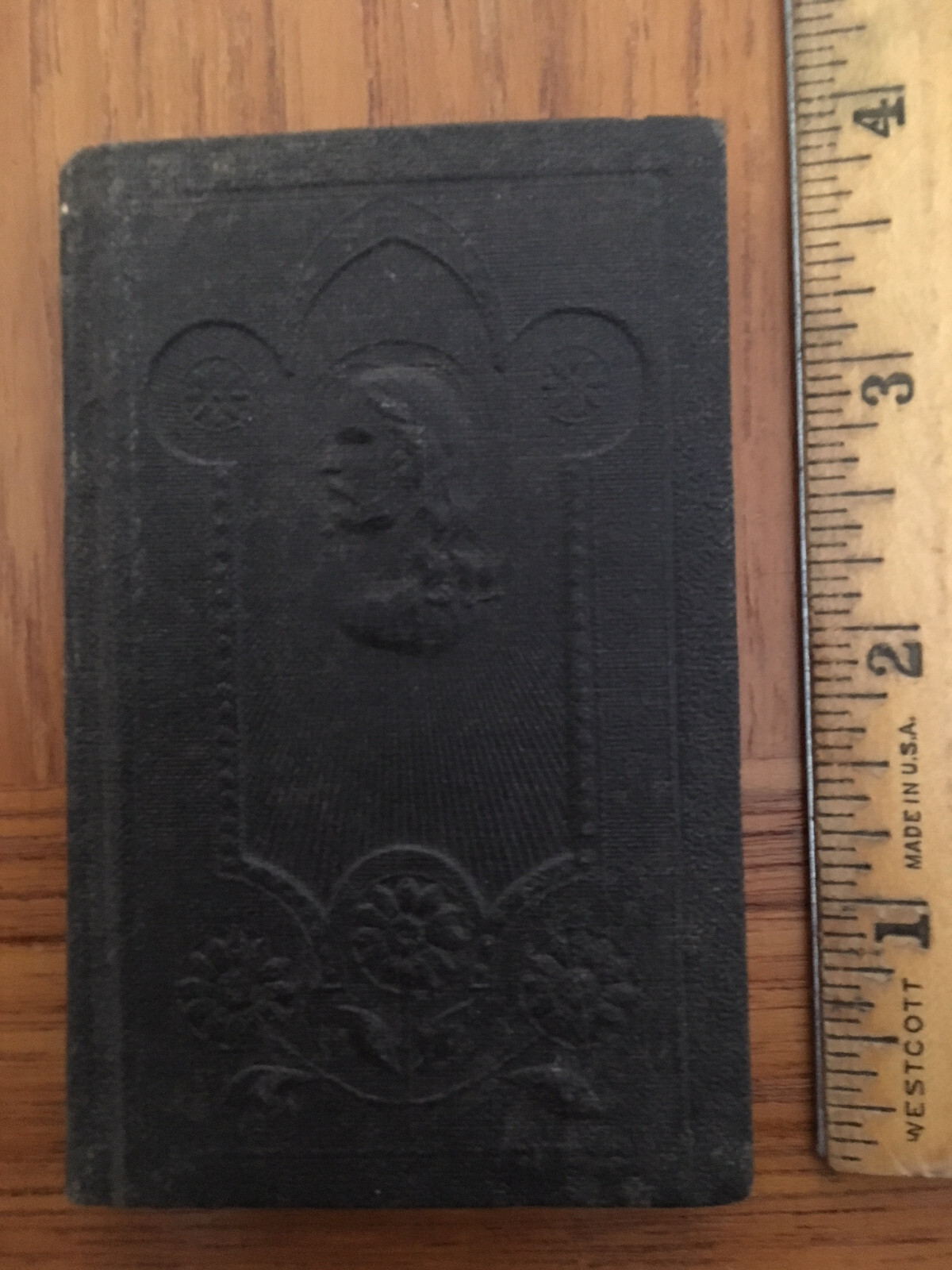 The Pious Child – The Ave Maria Press – Miniature Book – Rare!