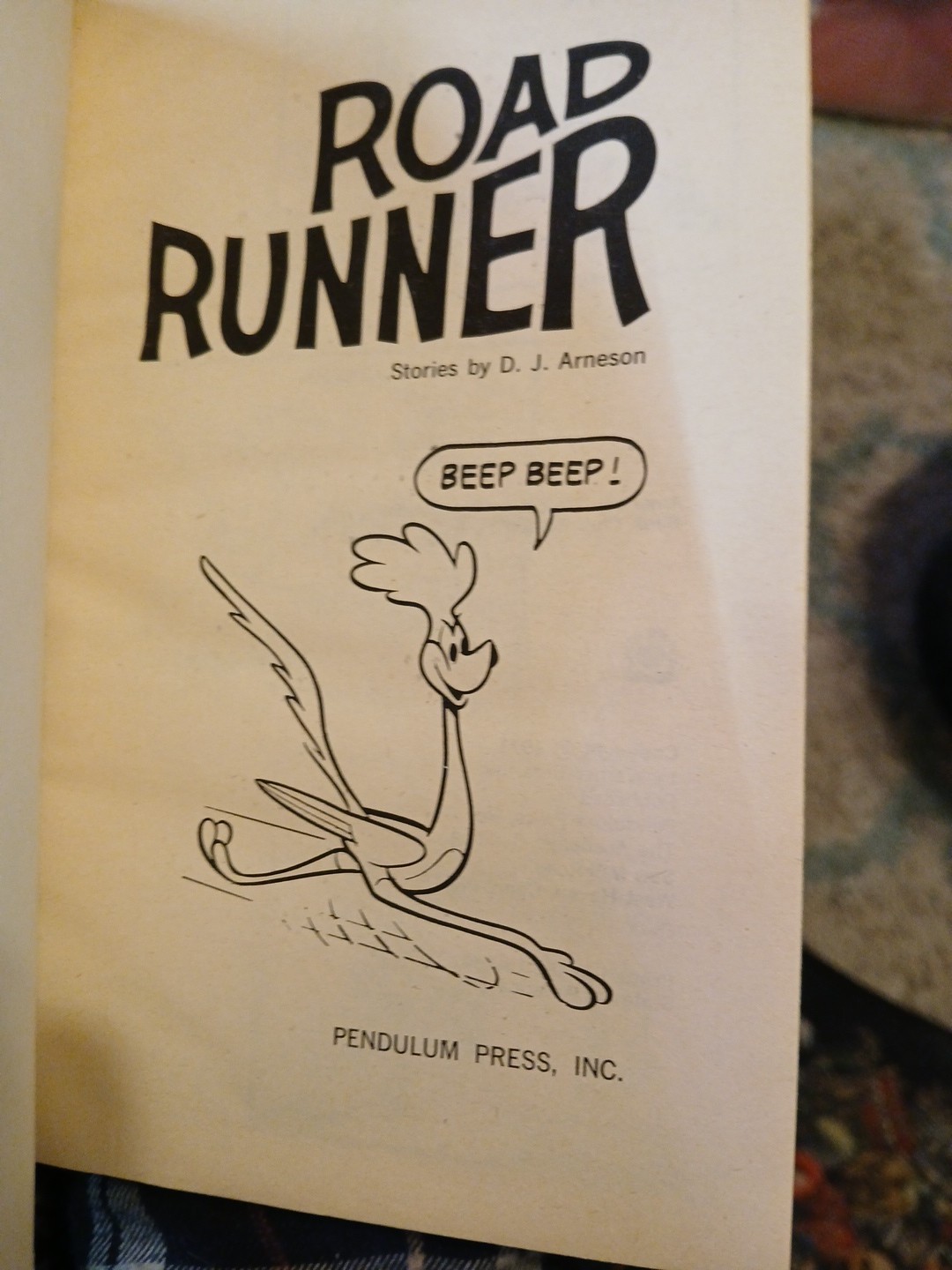 Non Age Books. Warner Bros. Road Runner and Wile E. Coyote Book Club Edition Lot