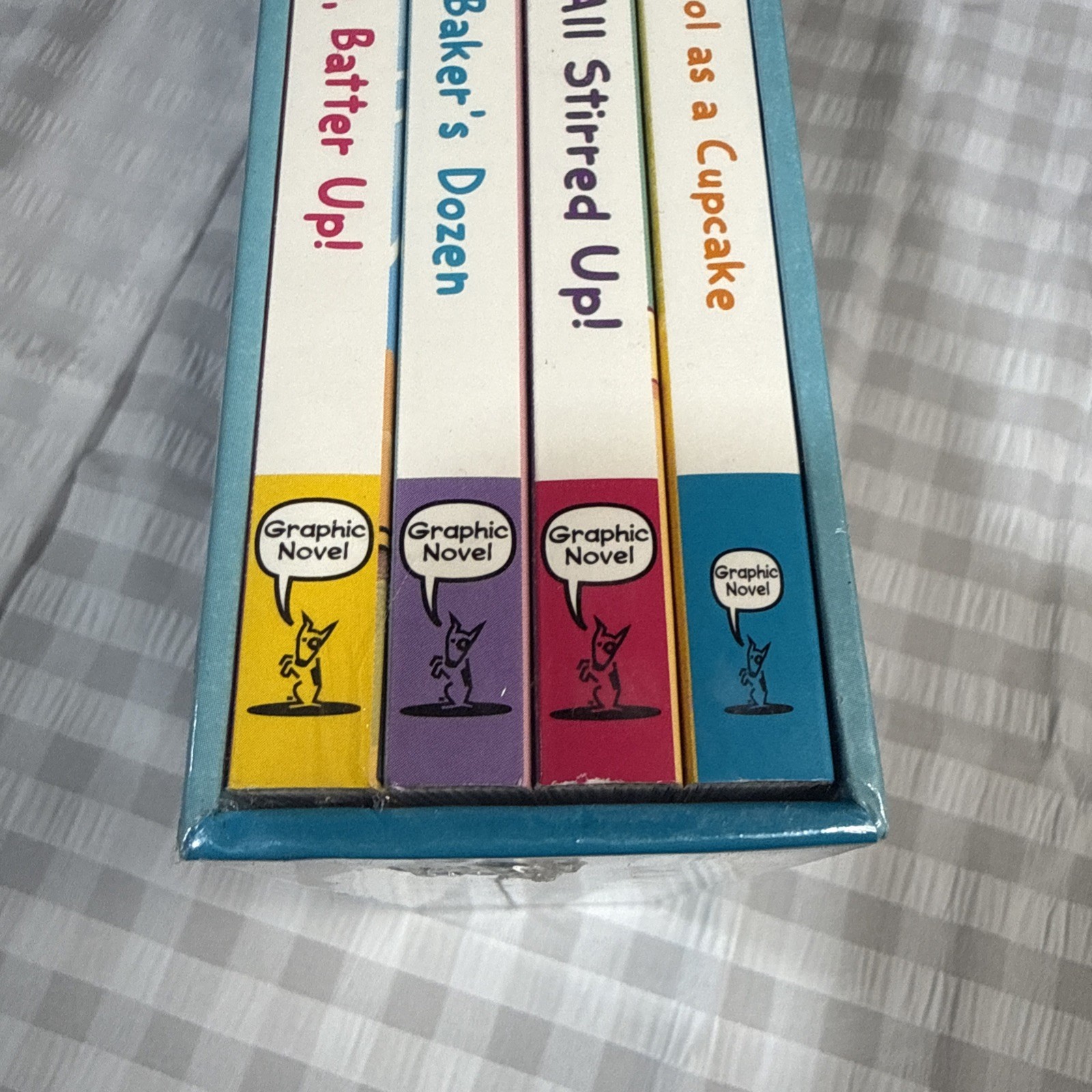 Cupcake Diaries The Graphic Novel Collection 2 (Boxed Set) NEW