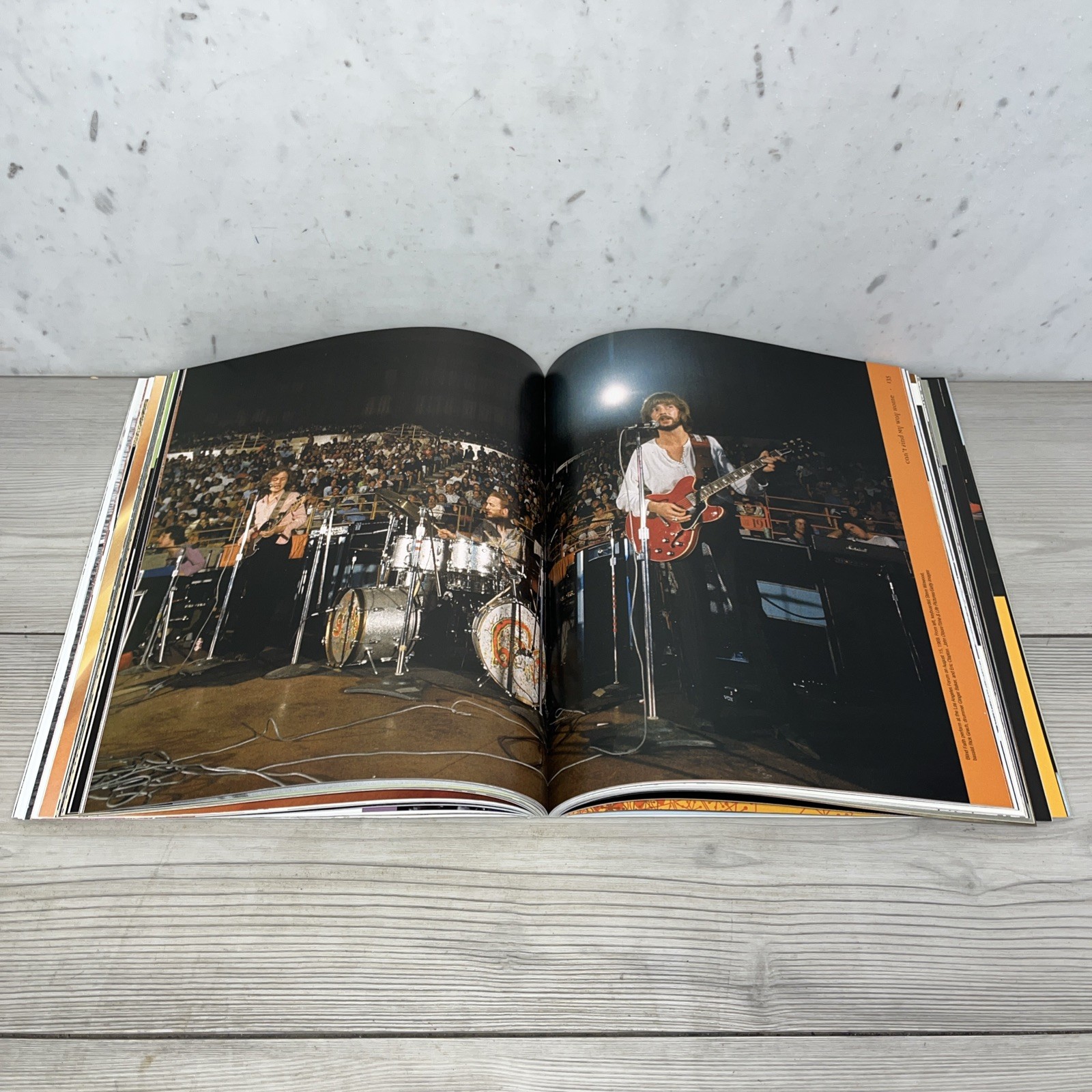 The Ultimate Illustrated History Clapton! By Chris Welch, 2011