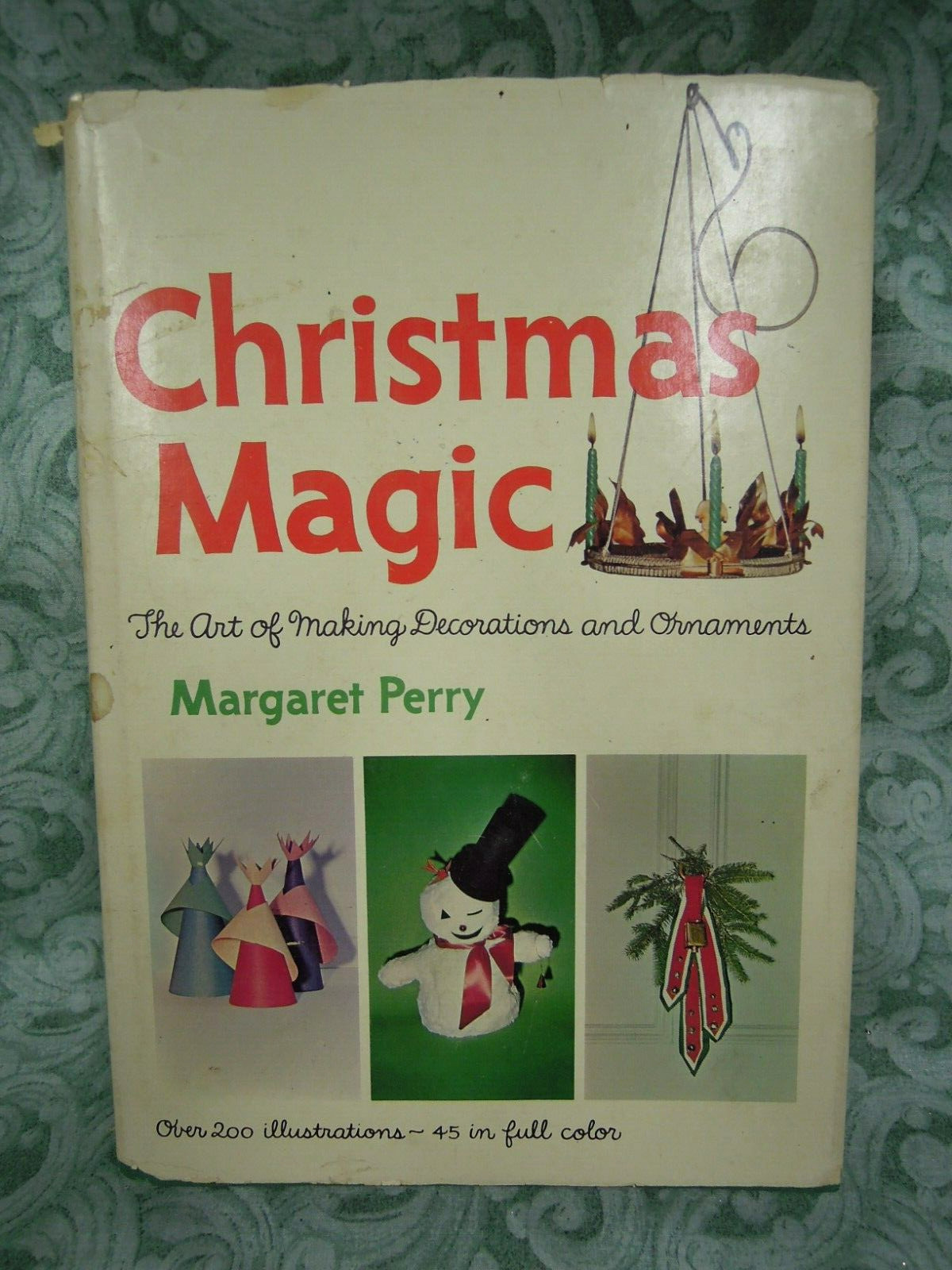 LC-2121 Craft Book: “CHRISTMAS MAGIC” by Margaret Perry; 191 pages